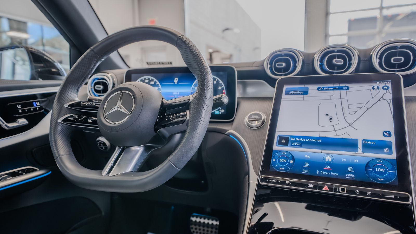 2024 Mercedes-Benz GLC GLC 300 Coupe — foto completa 19 de 35