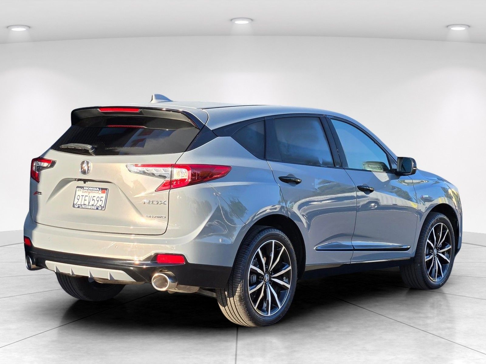 2025 Acura RDX A-Spec Advance Package — full photo 7 of 28