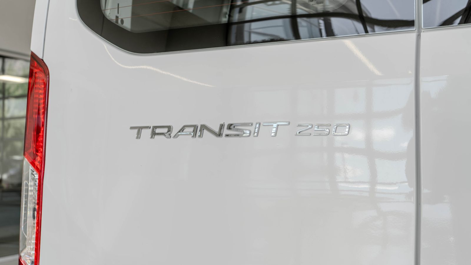 2025 Ford Transit-250 Base — full photo 21 of 31