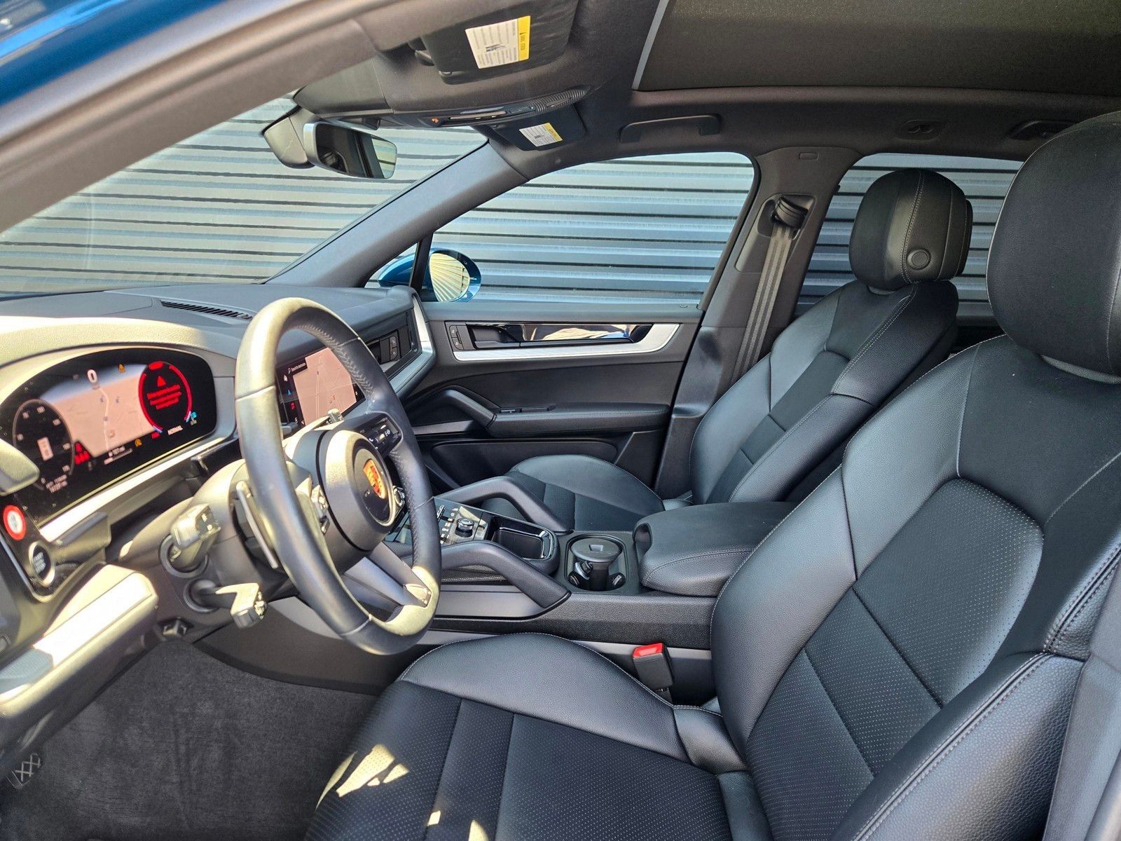2025 Porsche Cayenne Base — foto completa 26 de 45