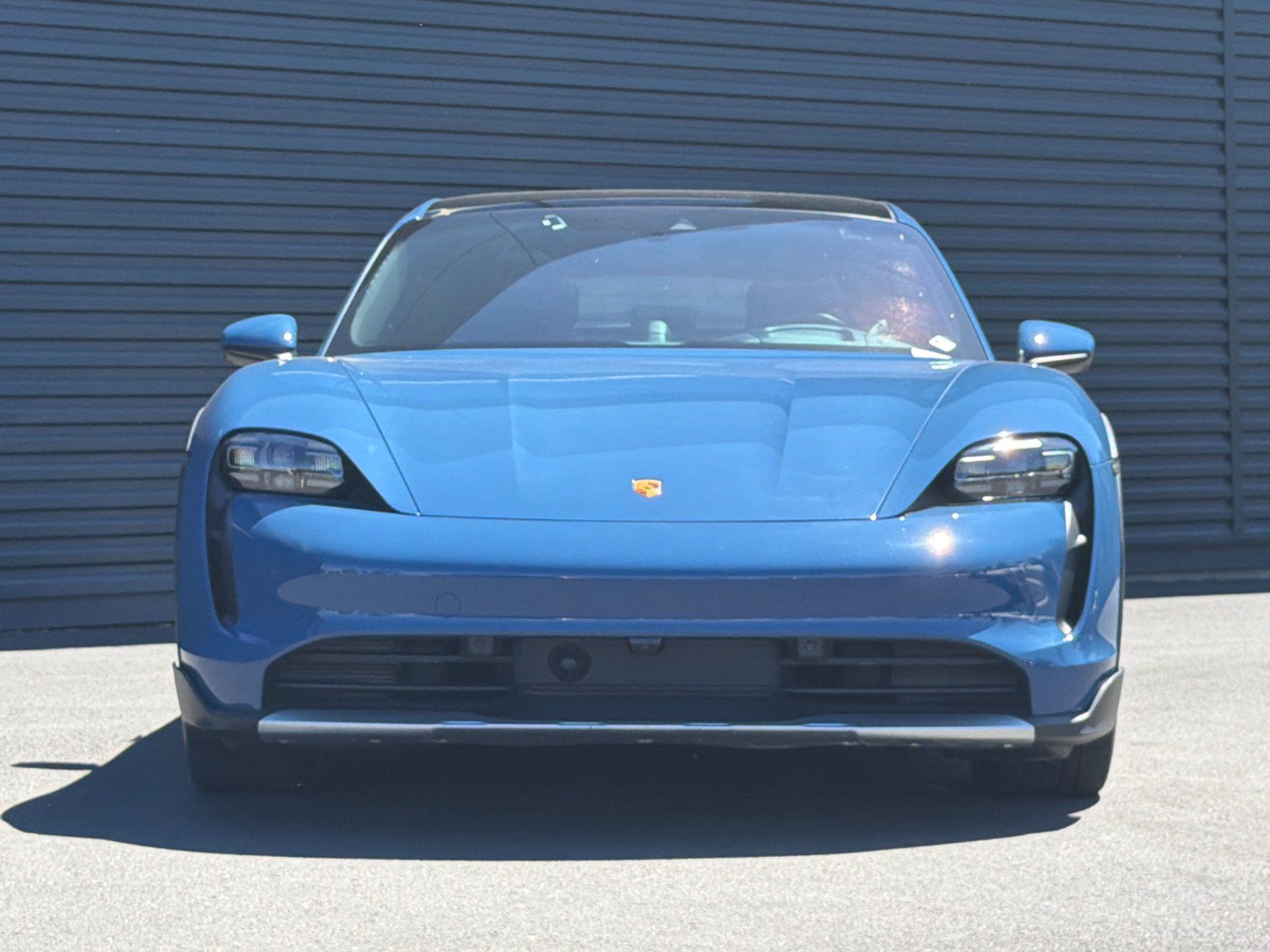 2022 Porsche Taycan Cross Turismo 4S — full photo 11 of 29