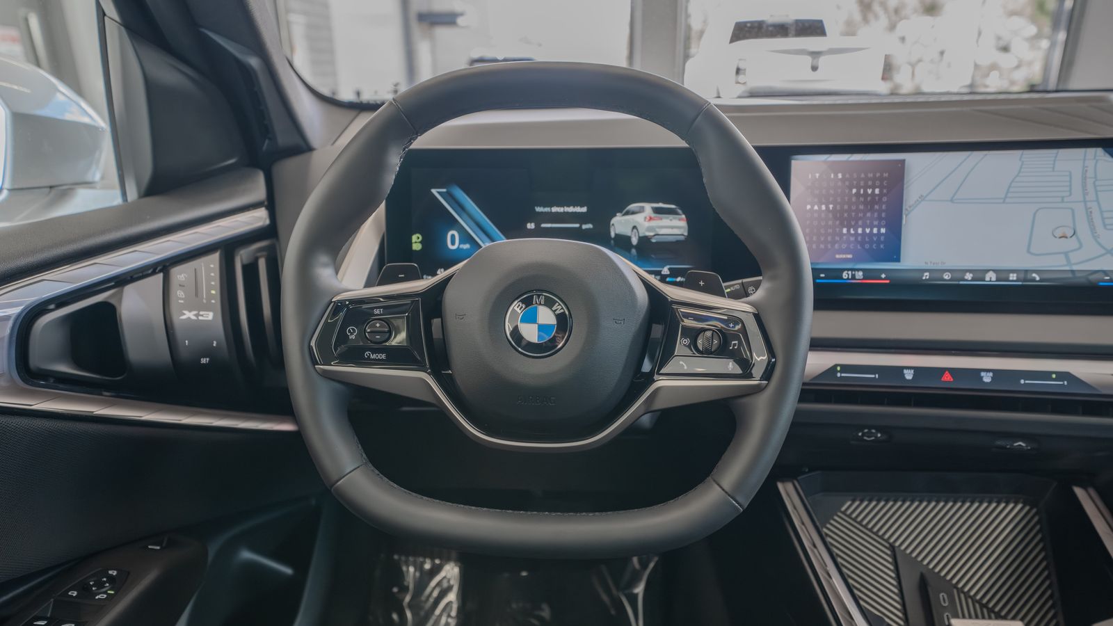 2025 BMW X3 30 xDrive — full photo 9 of 35