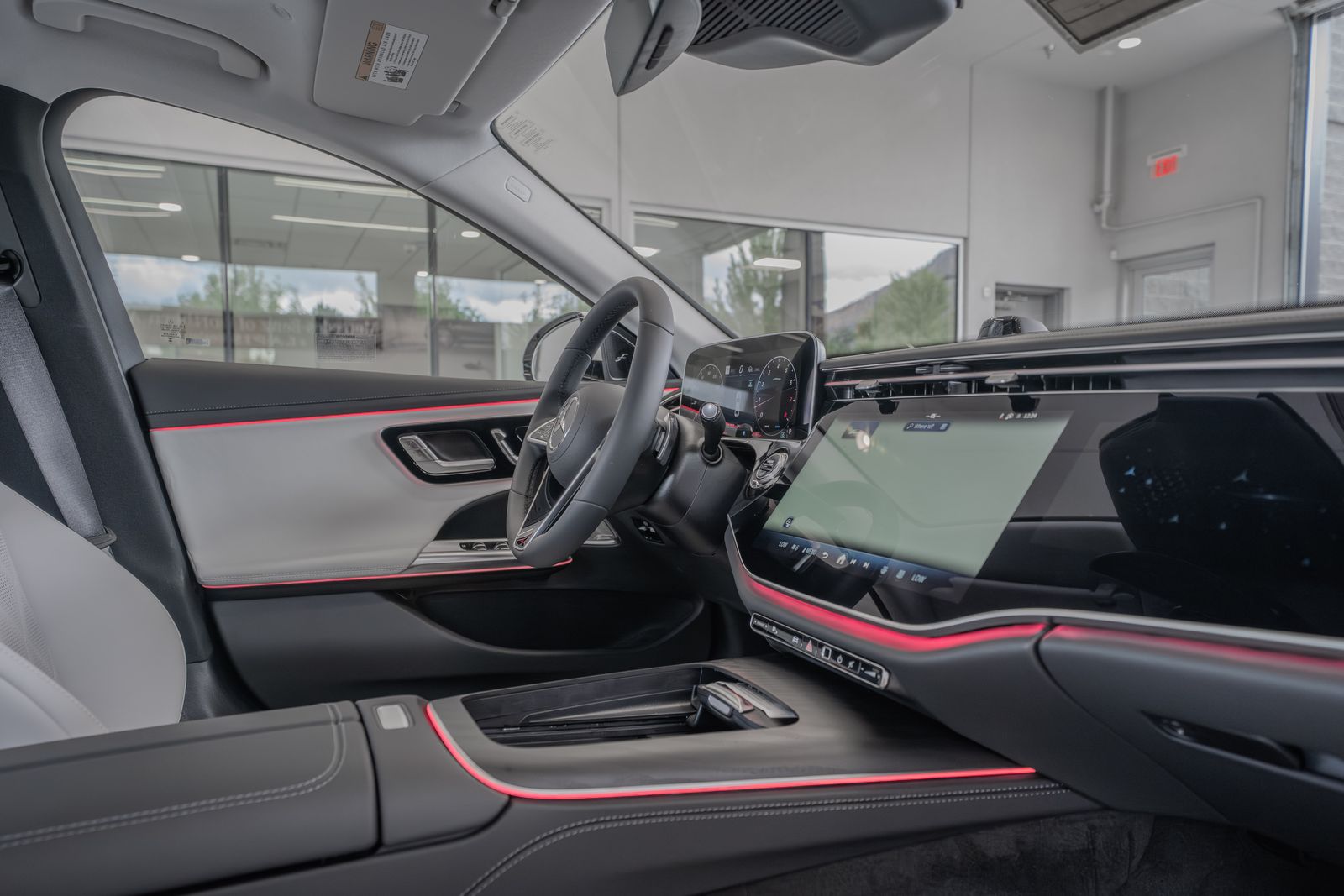 2026 Mercedes-Benz E-Class E 350 — foto completa 18 de 36