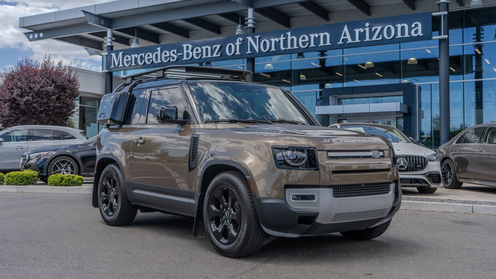 2025 Land Rover Defender 90 S — foto completa 1 de 33