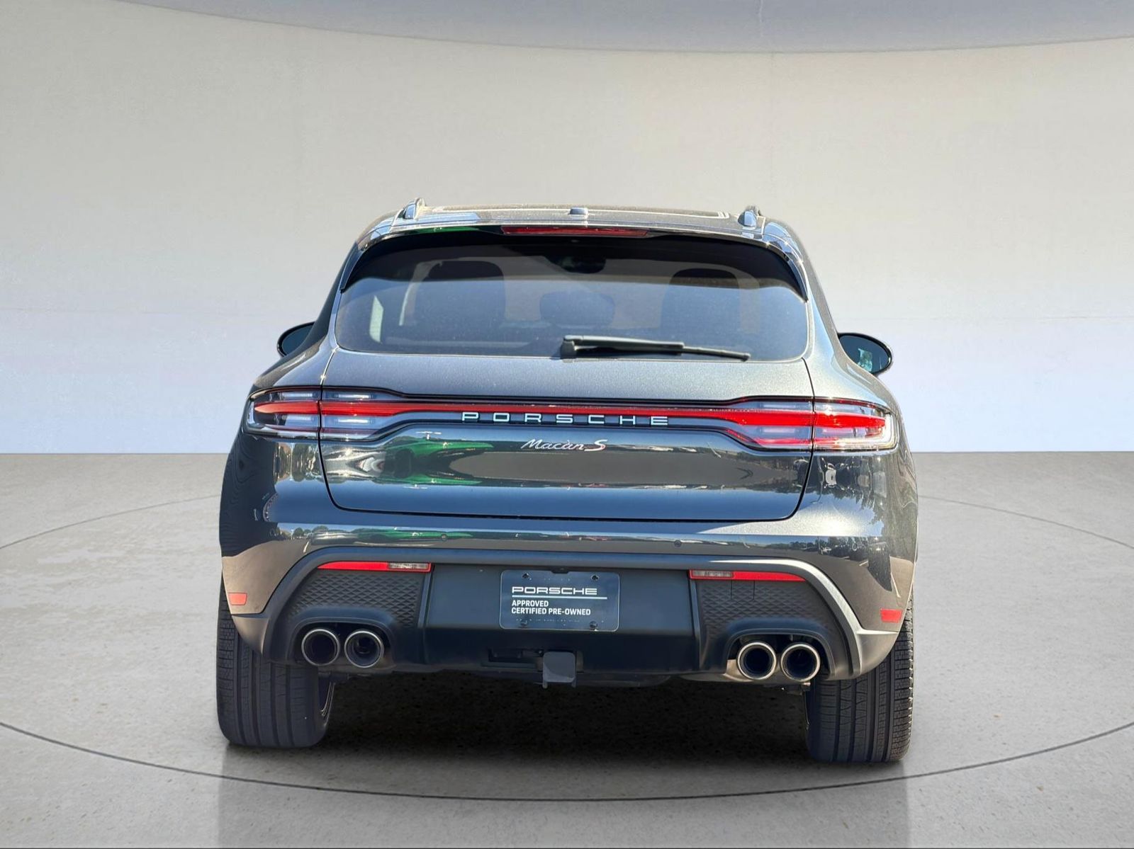 2024 Porsche Macan S — full photo 8 of 28