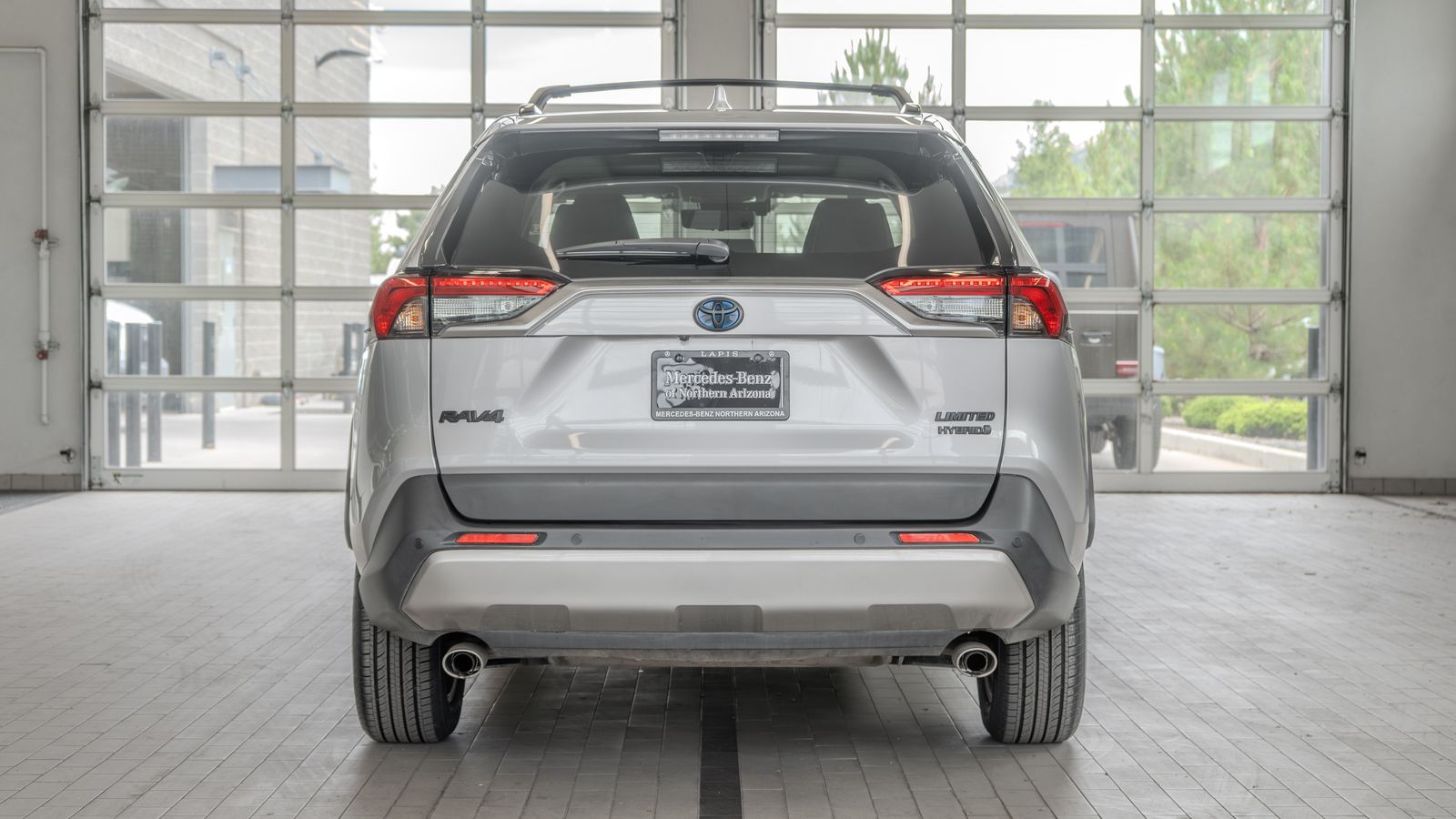 2024 Toyota RAV4 Hybrid Limited — full photo 14 of 35