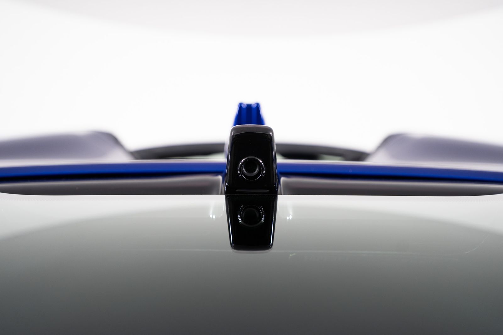 2025 Ferrari SF90 Spider — full photo 37 of 66