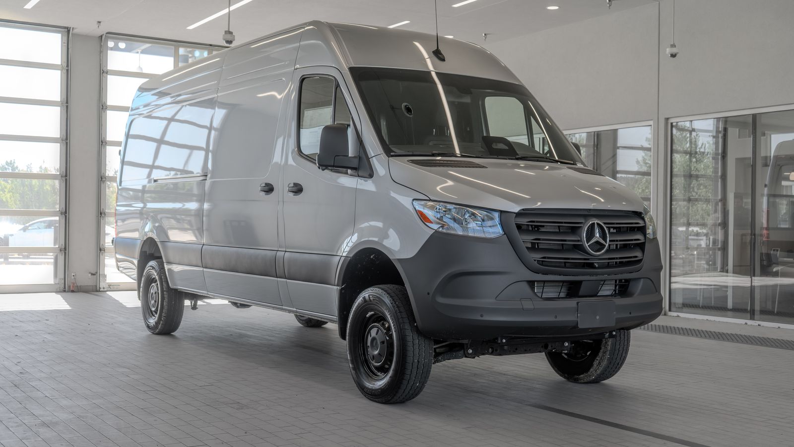 2025 Mercedes-Benz Sprinter 2500 Cargo 170 WB — full photo 21 of 36