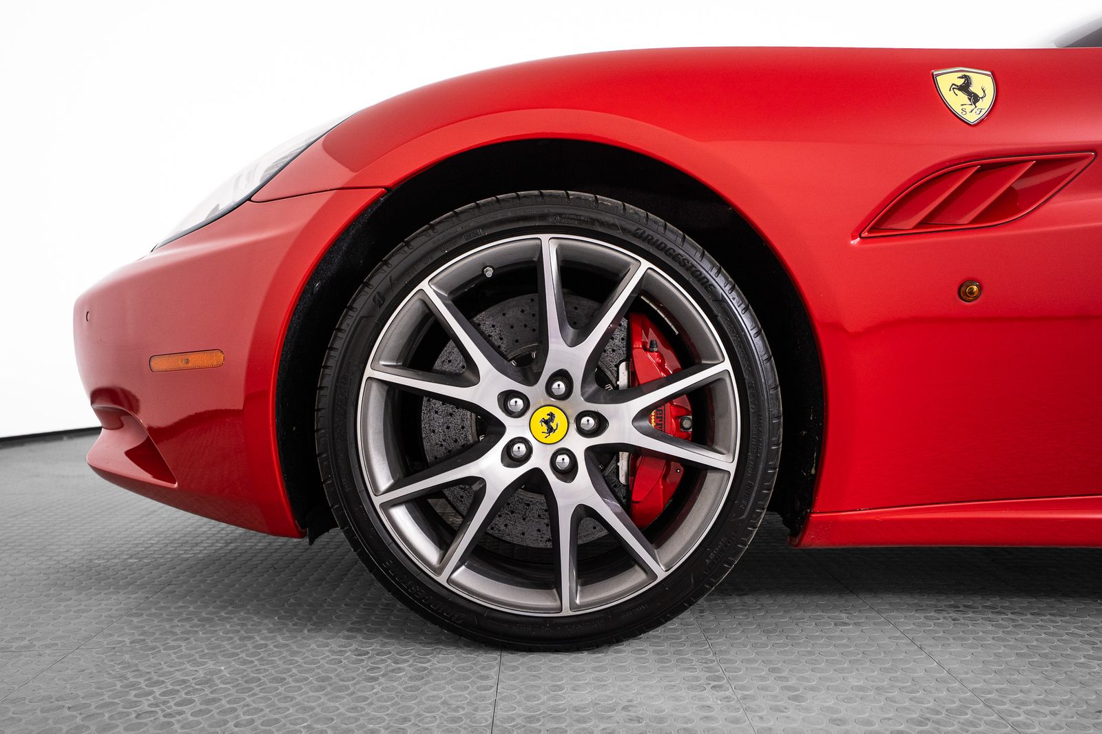 2012 Ferrari California — foto completa 9 de 38