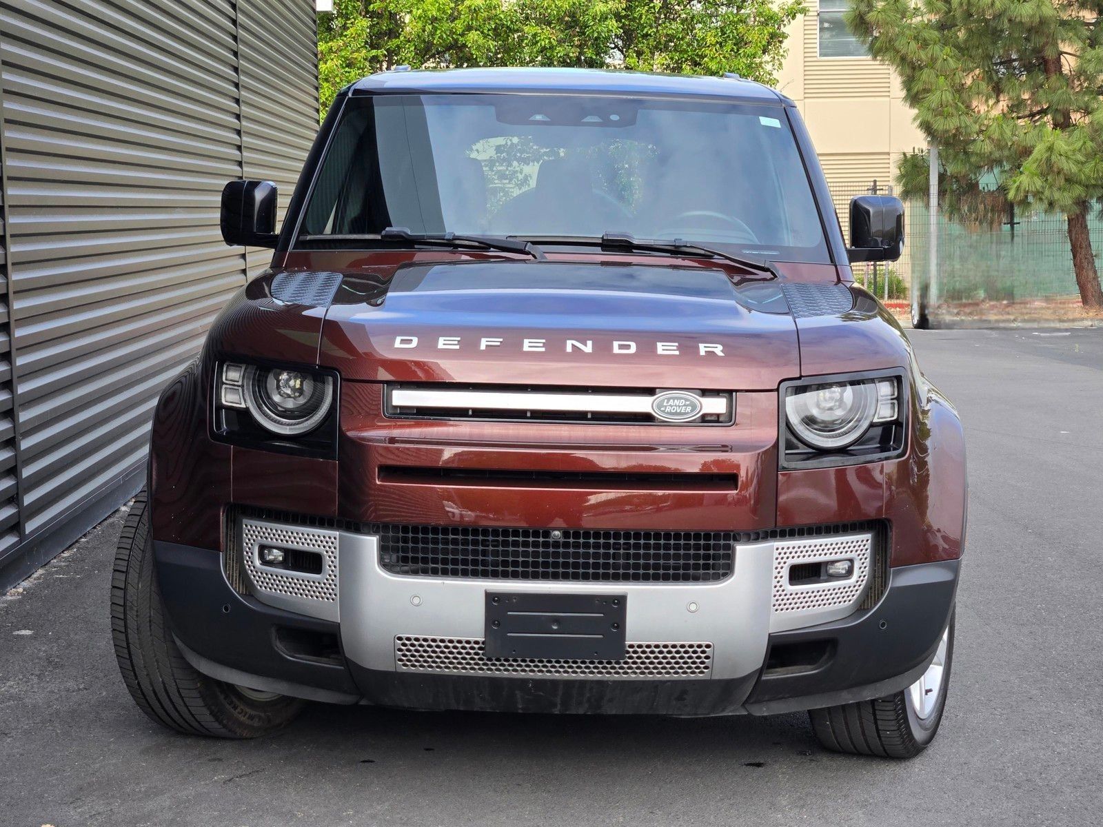 2023 Land Rover Defender 130 SE — foto completa 2 de 45
