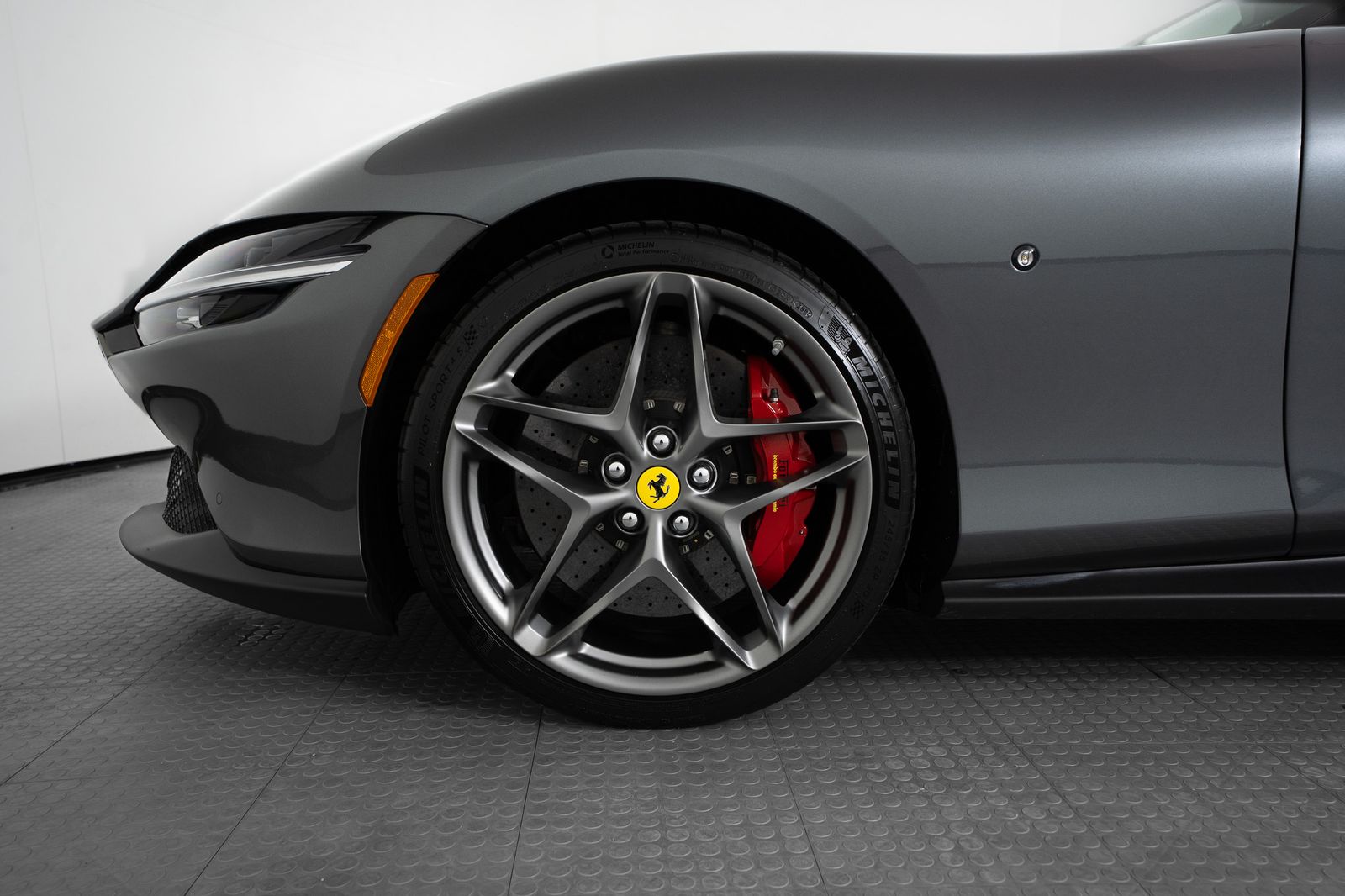 2022 Ferrari Roma — foto completa 8 de 42