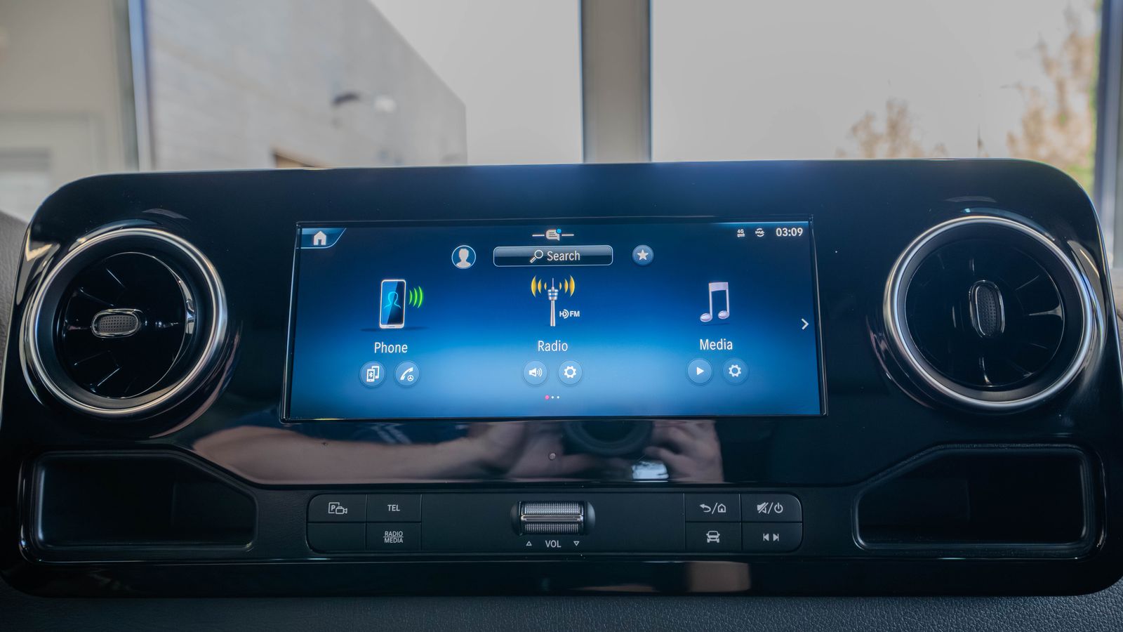 2025 Mercedes-Benz Sprinter 2500 Passenger 170 WB — full photo 33 of 35