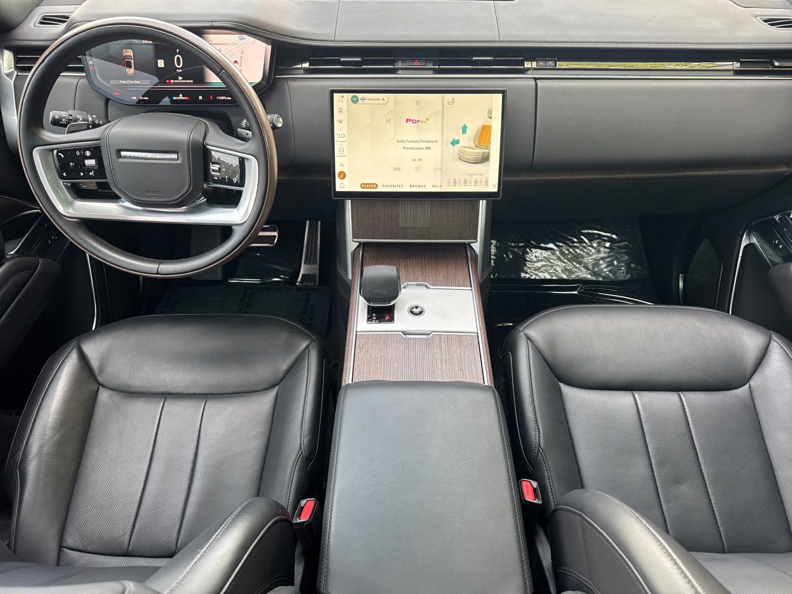 2025 Land Rover Range Rover Autobiography — full photo 13 of 30