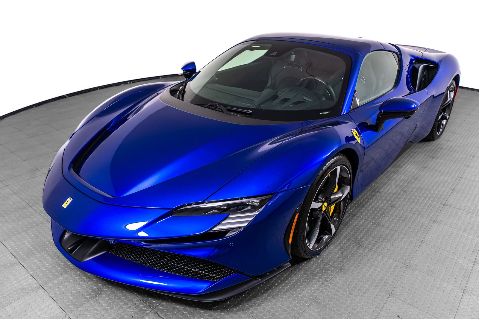 2025 Ferrari SF90 Spider — foto completa 62 de 67