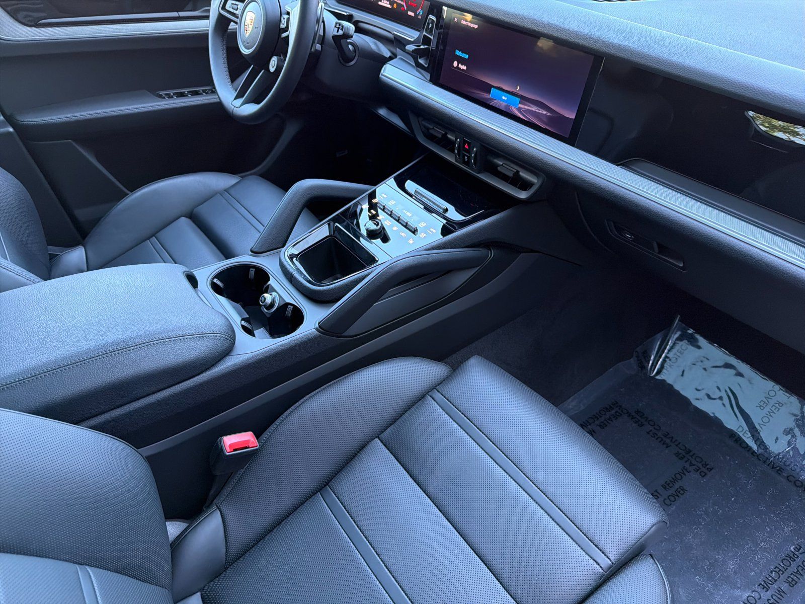 2026 Porsche Cayenne Coupe Base — foto completa 17 de 29