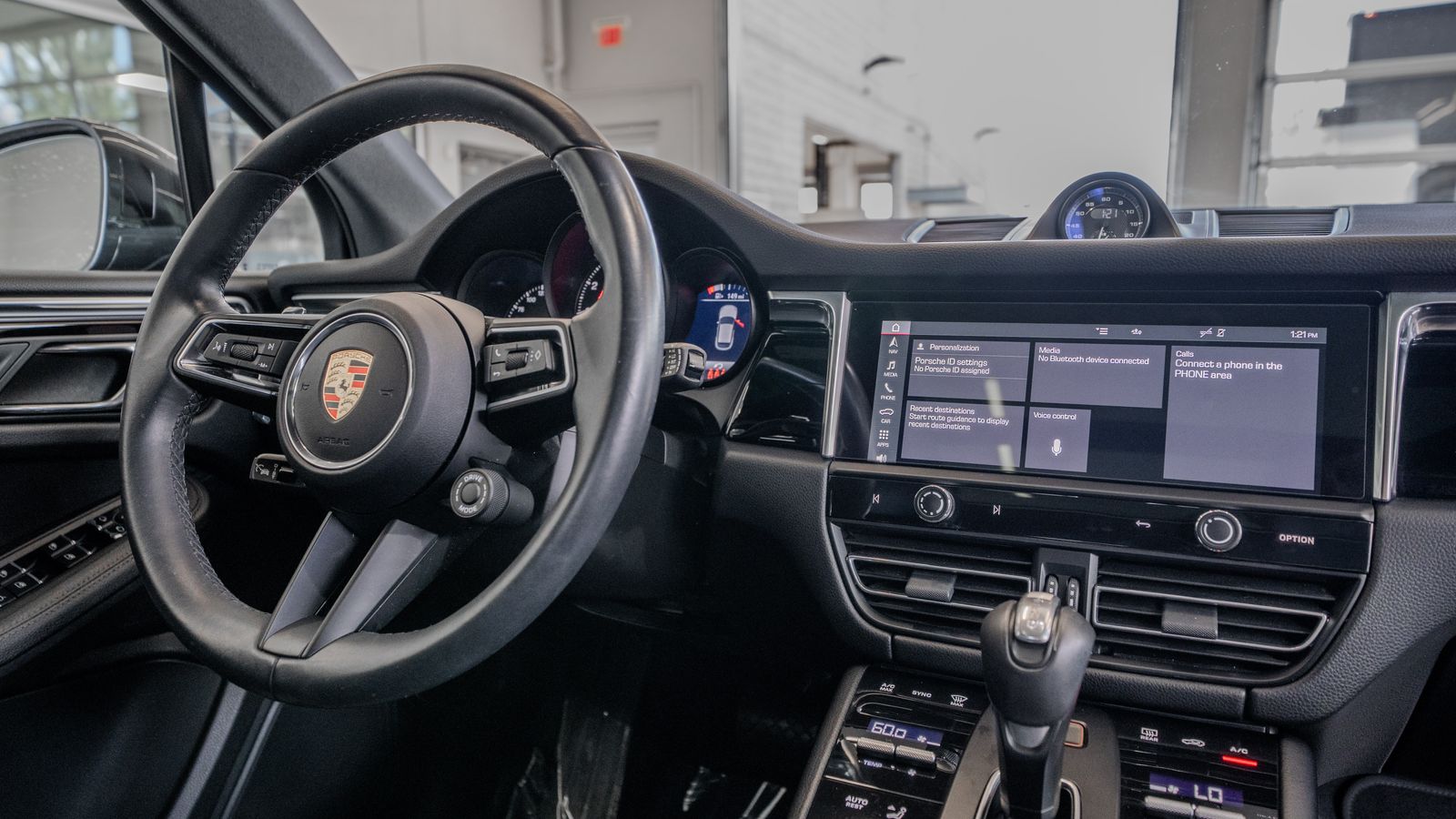 2023 Porsche Macan Base — foto completa 19 de 35