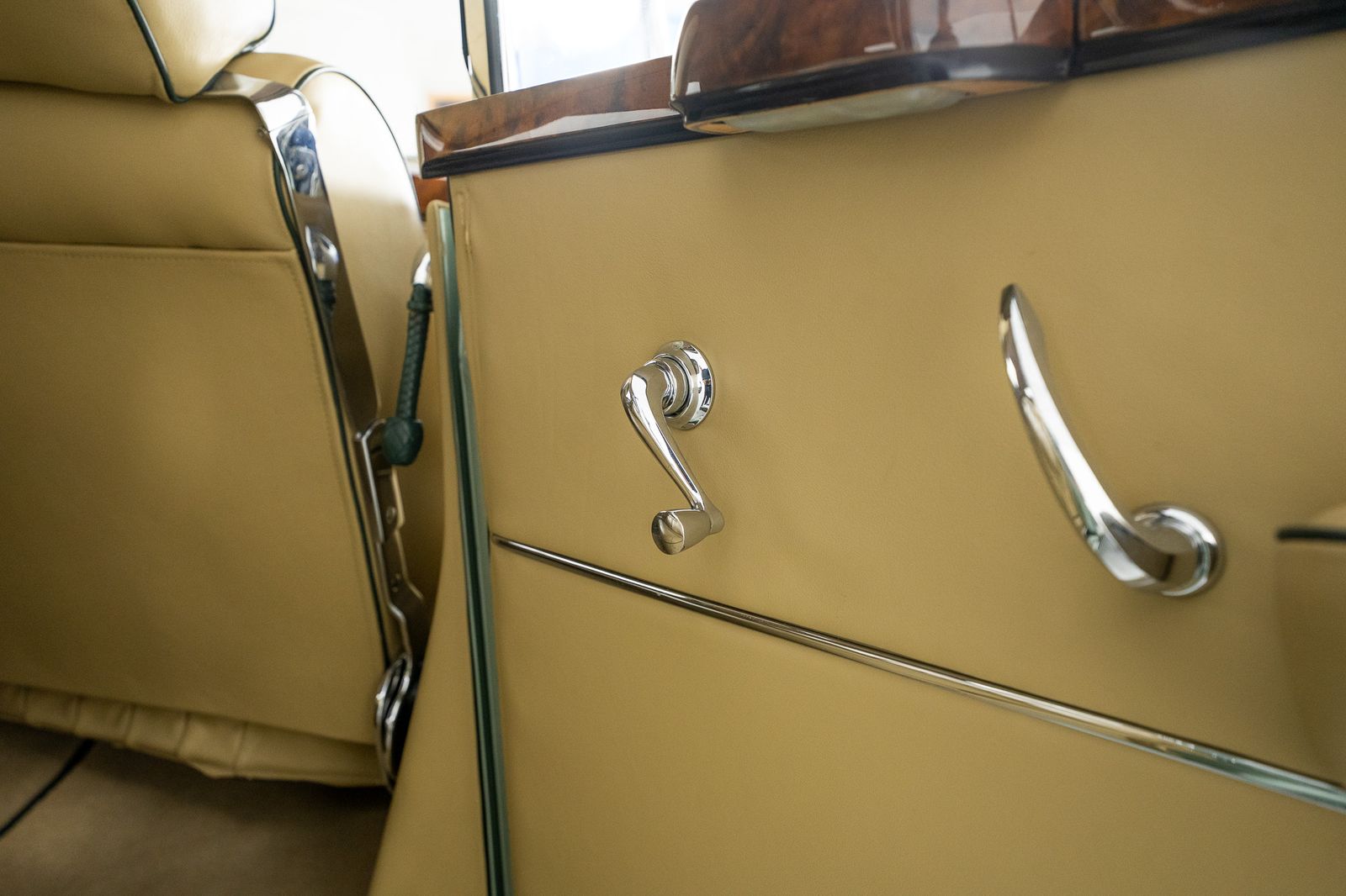 1953 Mercedes-Benz 300-Class — full photo 49 of 100