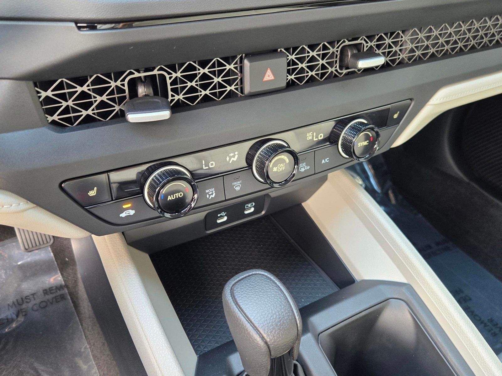 2025 Honda Accord SE — full photo 23 of 28