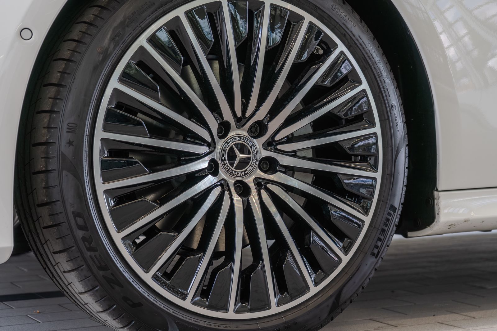 2026 Mercedes-Benz E-Class E 350 — full photo 31 of 36