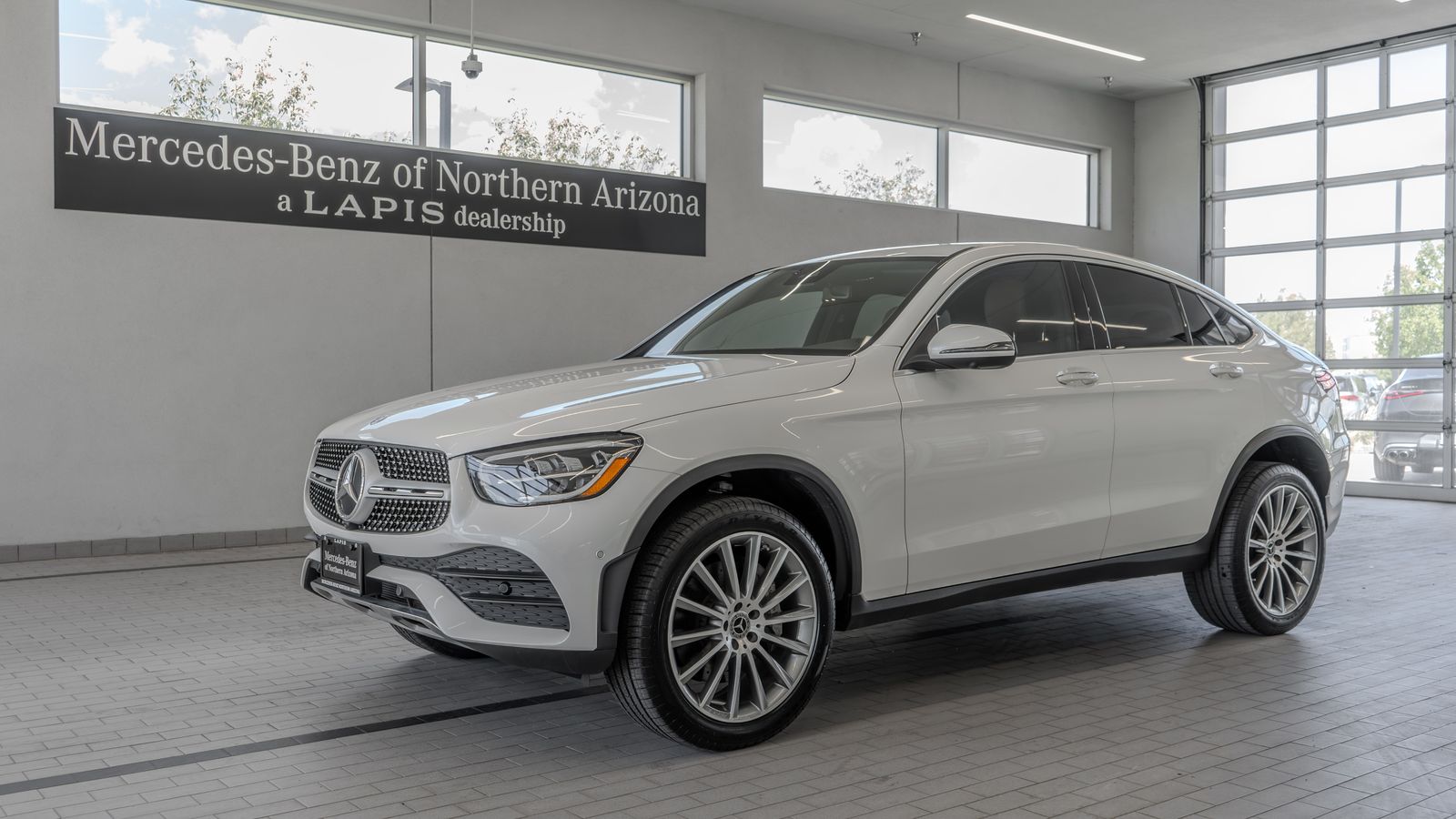 2023 Mercedes-Benz GLC GLC 300 Coupe — full photo 3 of 35