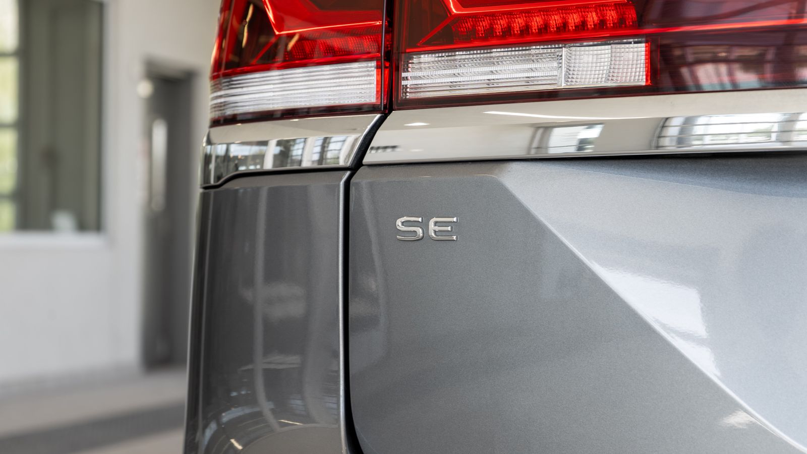 2024 Volkswagen Atlas 2.0T SE w/Technology — full photo 22 of 35