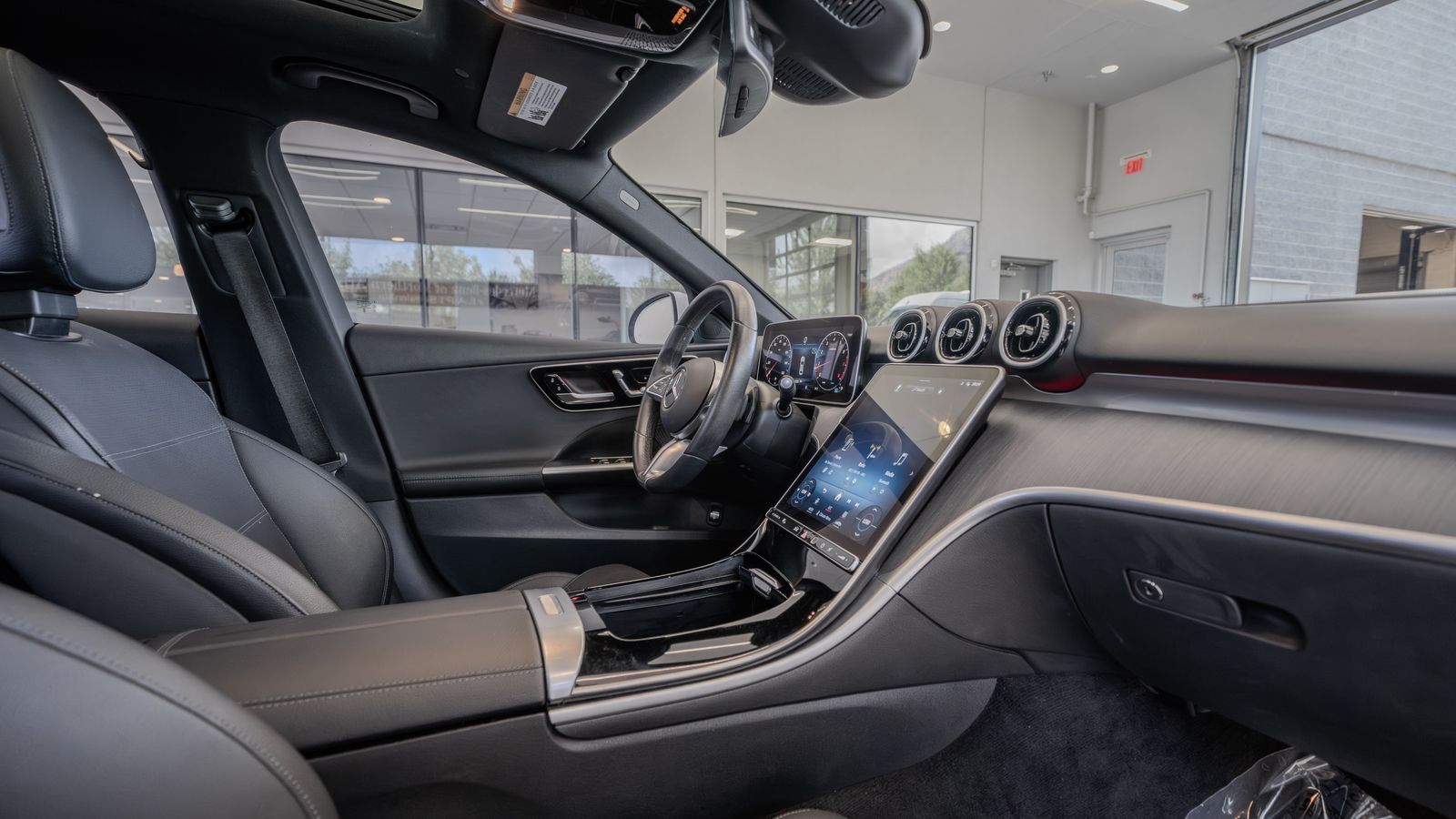 2024 Mercedes-Benz C-Class C 300 — foto completa 17 de 34