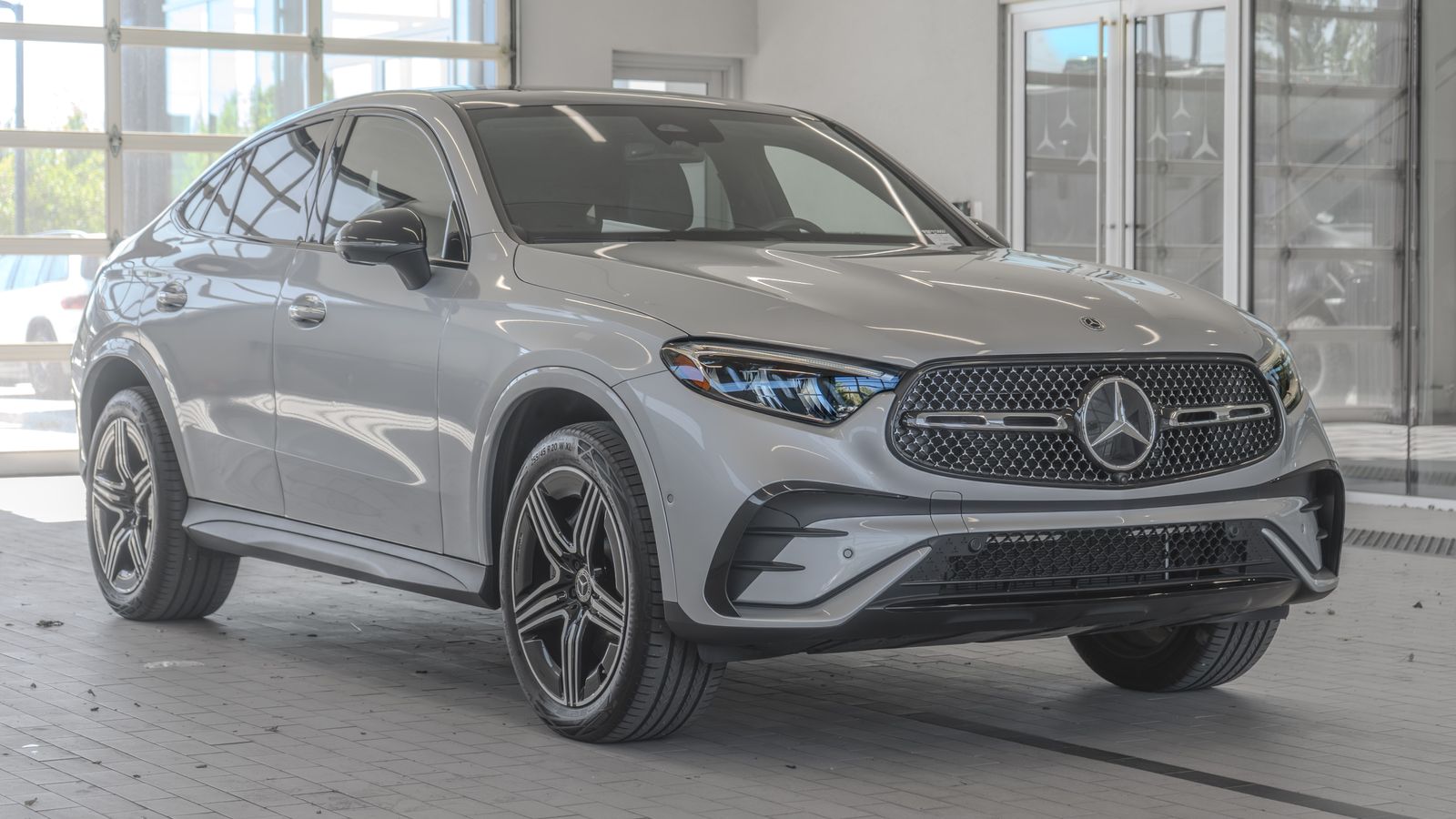 2024 Mercedes-Benz GLC GLC 300 Coupe — foto completa 21 de 35