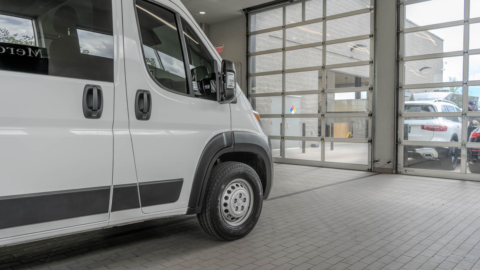 2024 Ram ProMaster 3500 High Roof — full photo 33 of 37