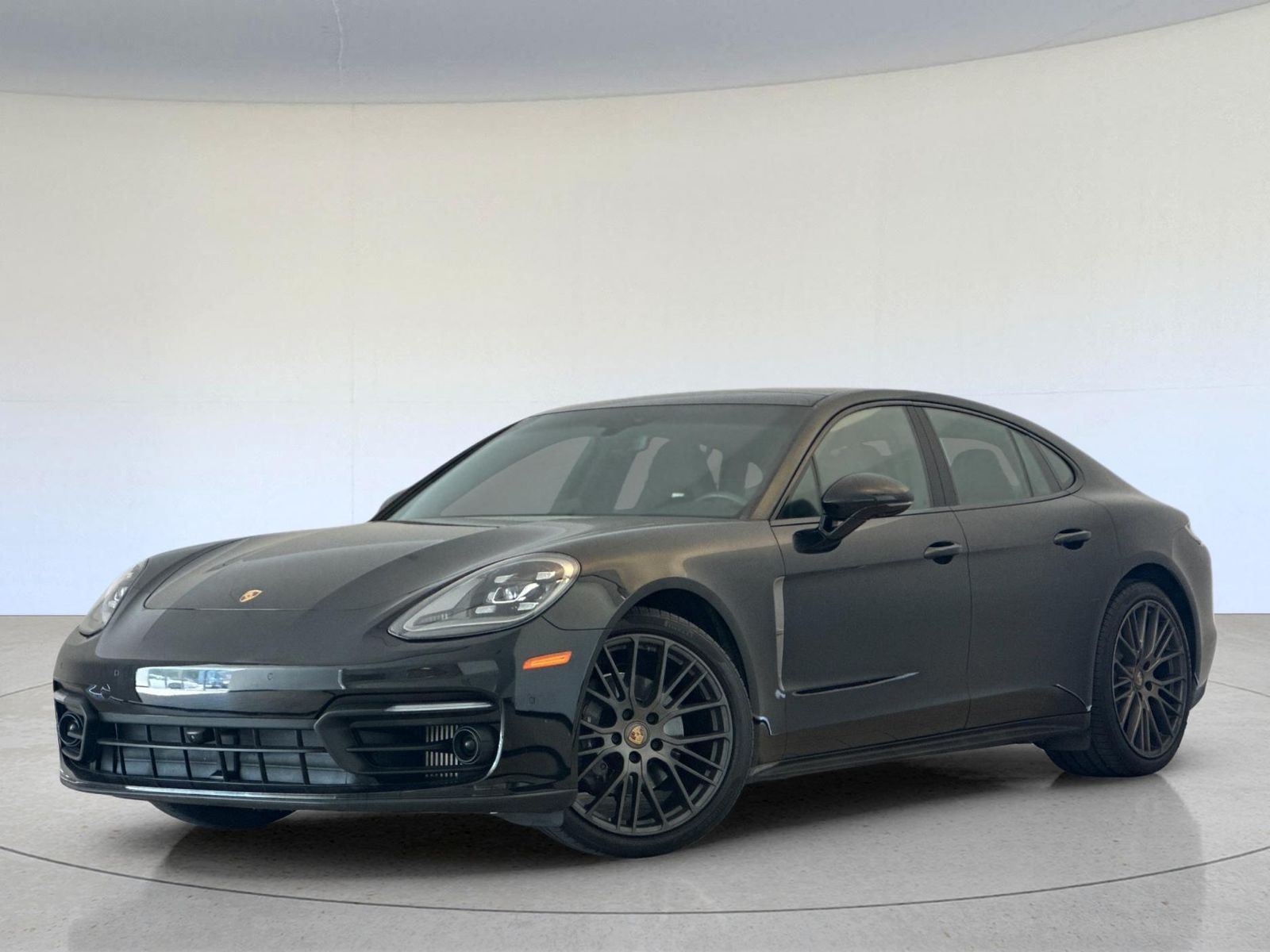 2023 Porsche Panamera Platinum Edition — photo 1 of 26