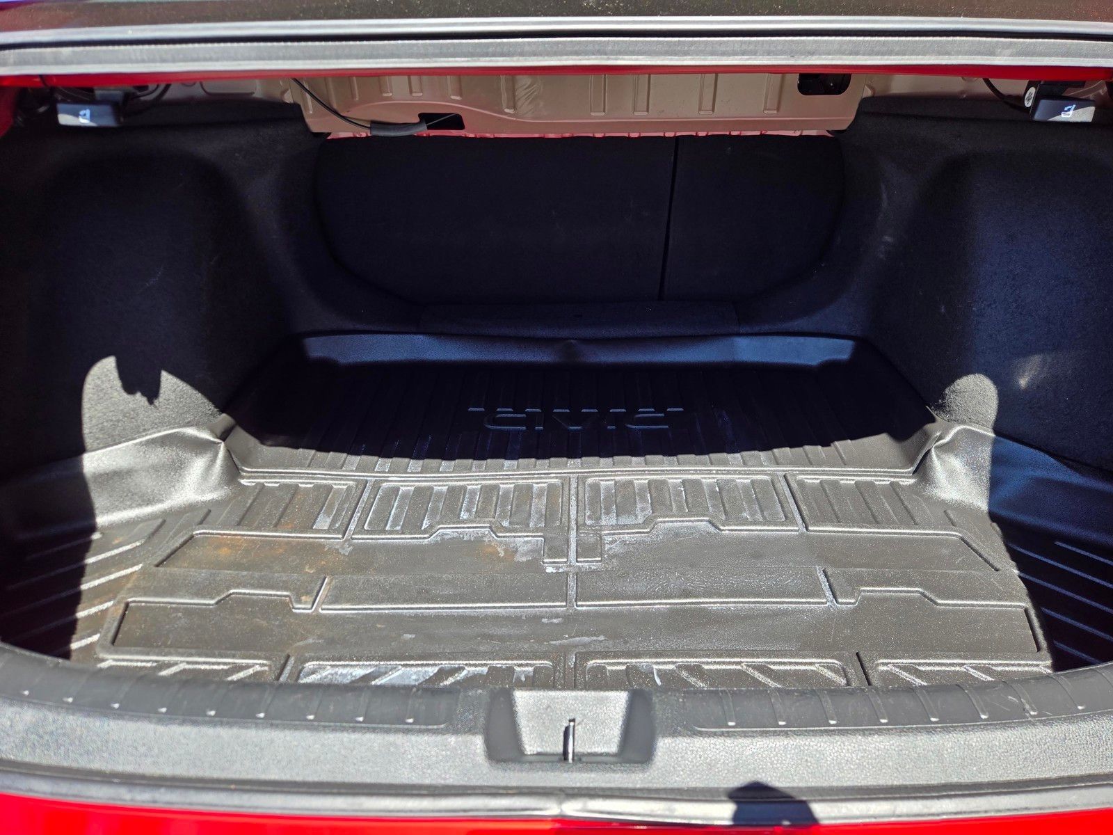 2022 Honda Civic EX — full photo 27 of 45