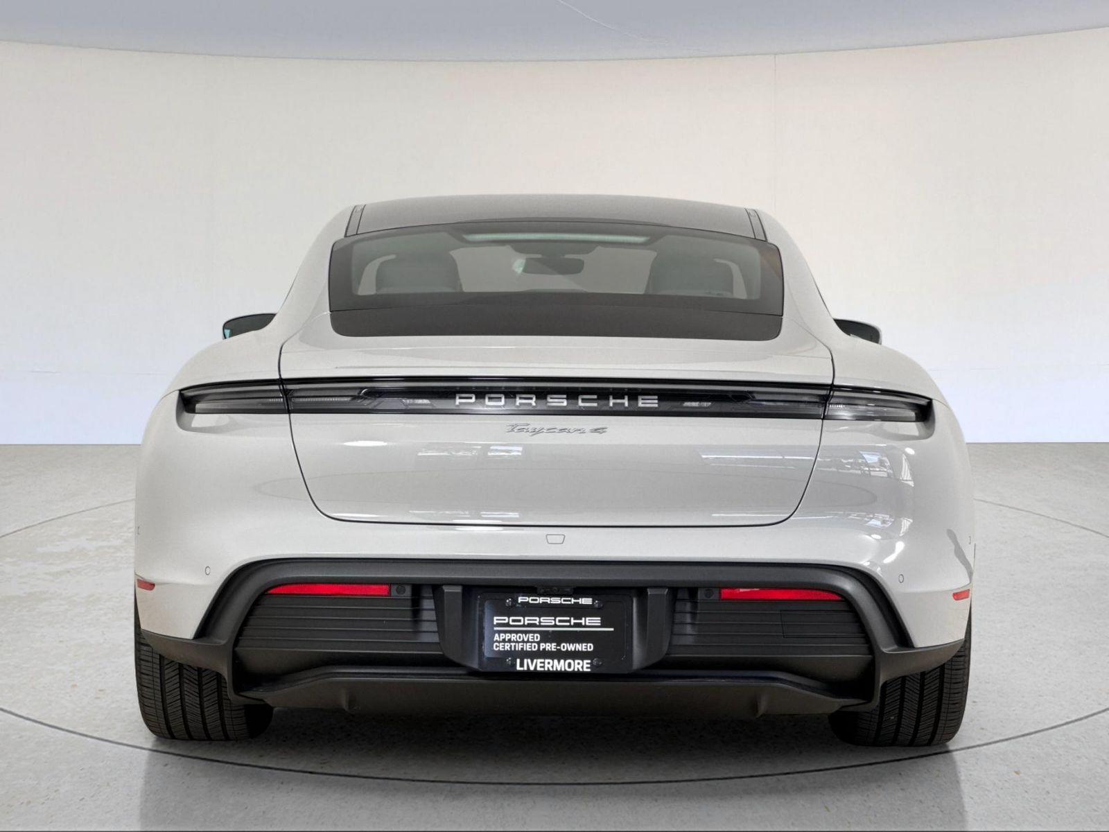 2026 Porsche Taycan Base — full photo 7 of 29