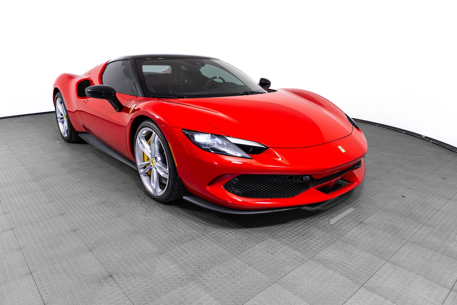 2025 Ferrari 296 GTB — foto completa 11 de 51