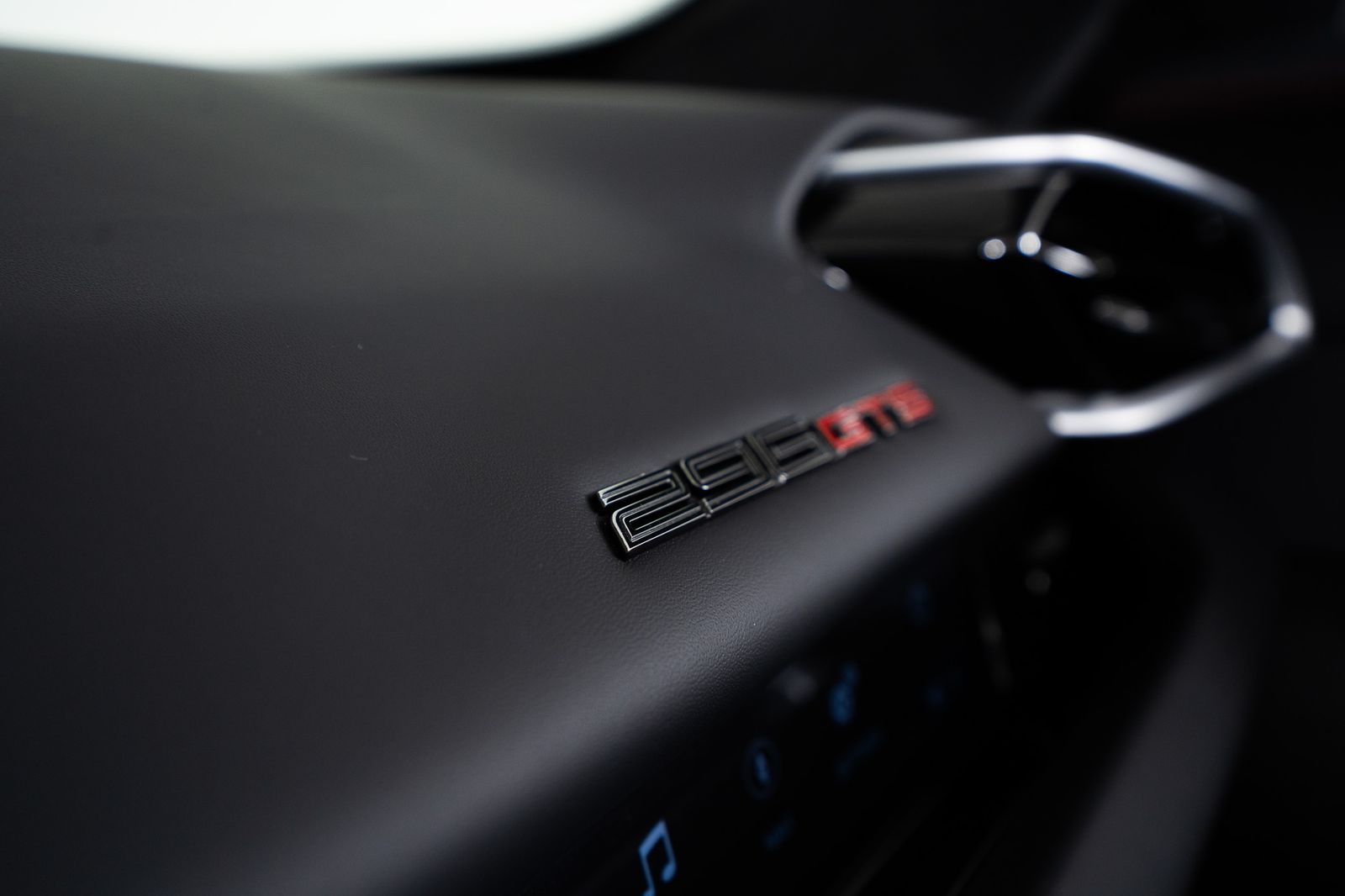2025 Ferrari 296 GTS — full photo 26 of 43
