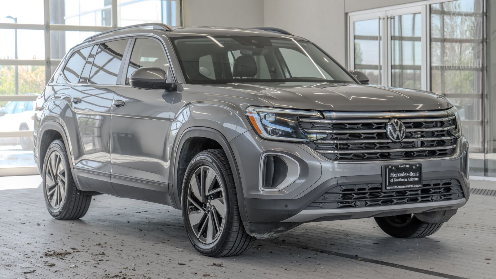 2024 Volkswagen Atlas 2.0T SE w/Technology — foto completa 21 de 35