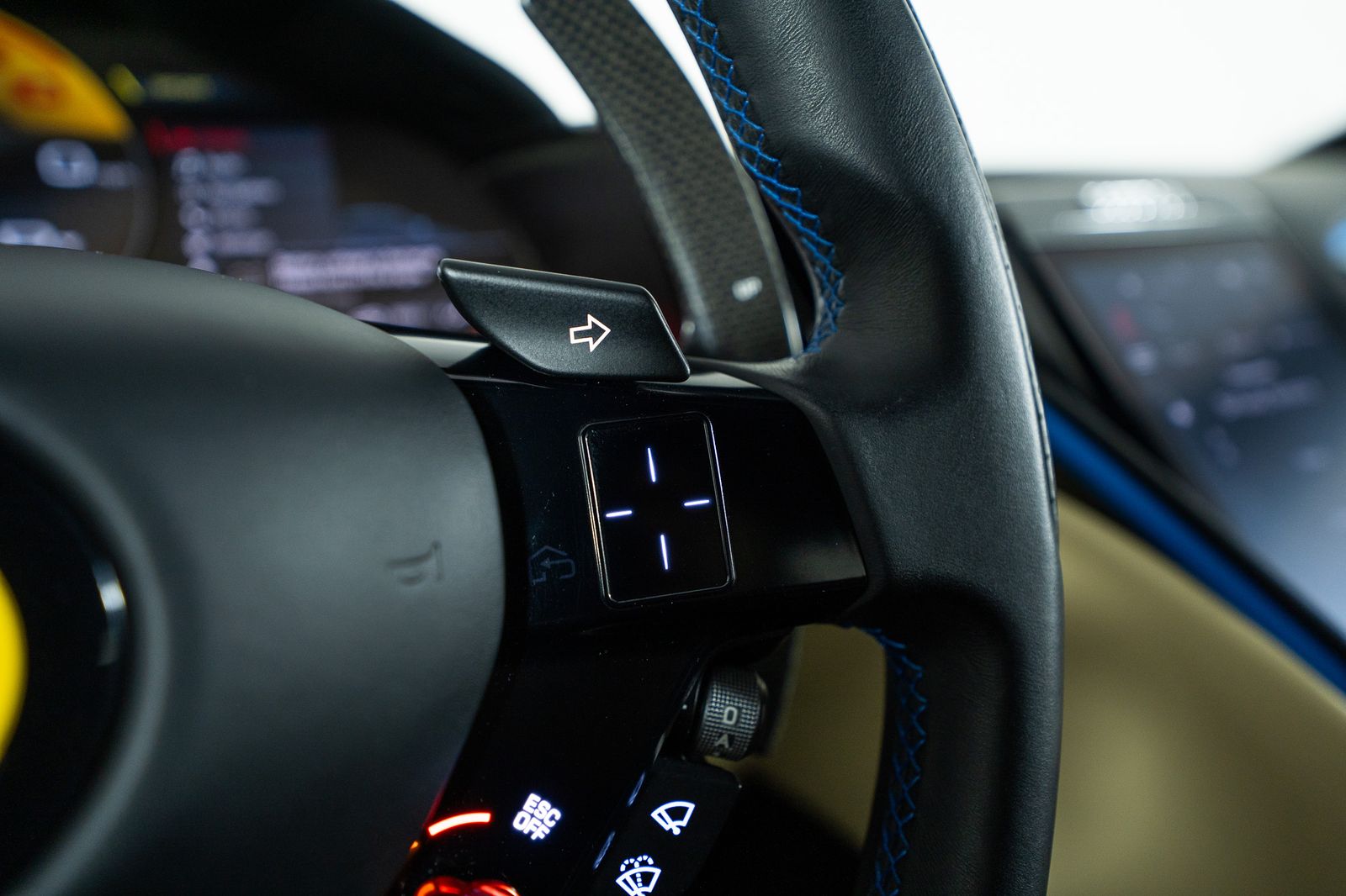 2023 Ferrari Roma — full photo 19 of 40