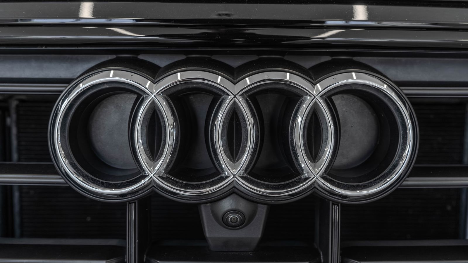 2020 Audi Q8 55 Premium Plus — full photo 5 of 34