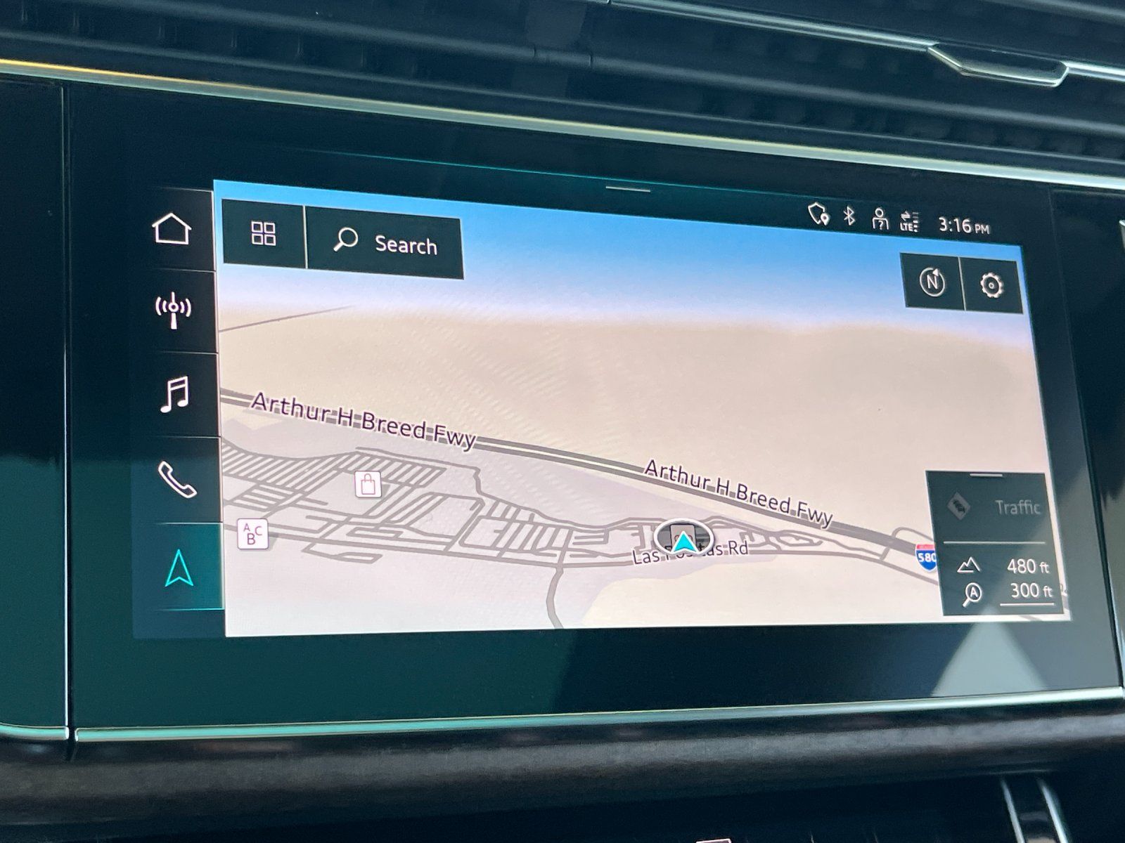 2023 Audi Q8 55 Premium Plus — full photo 19 of 29