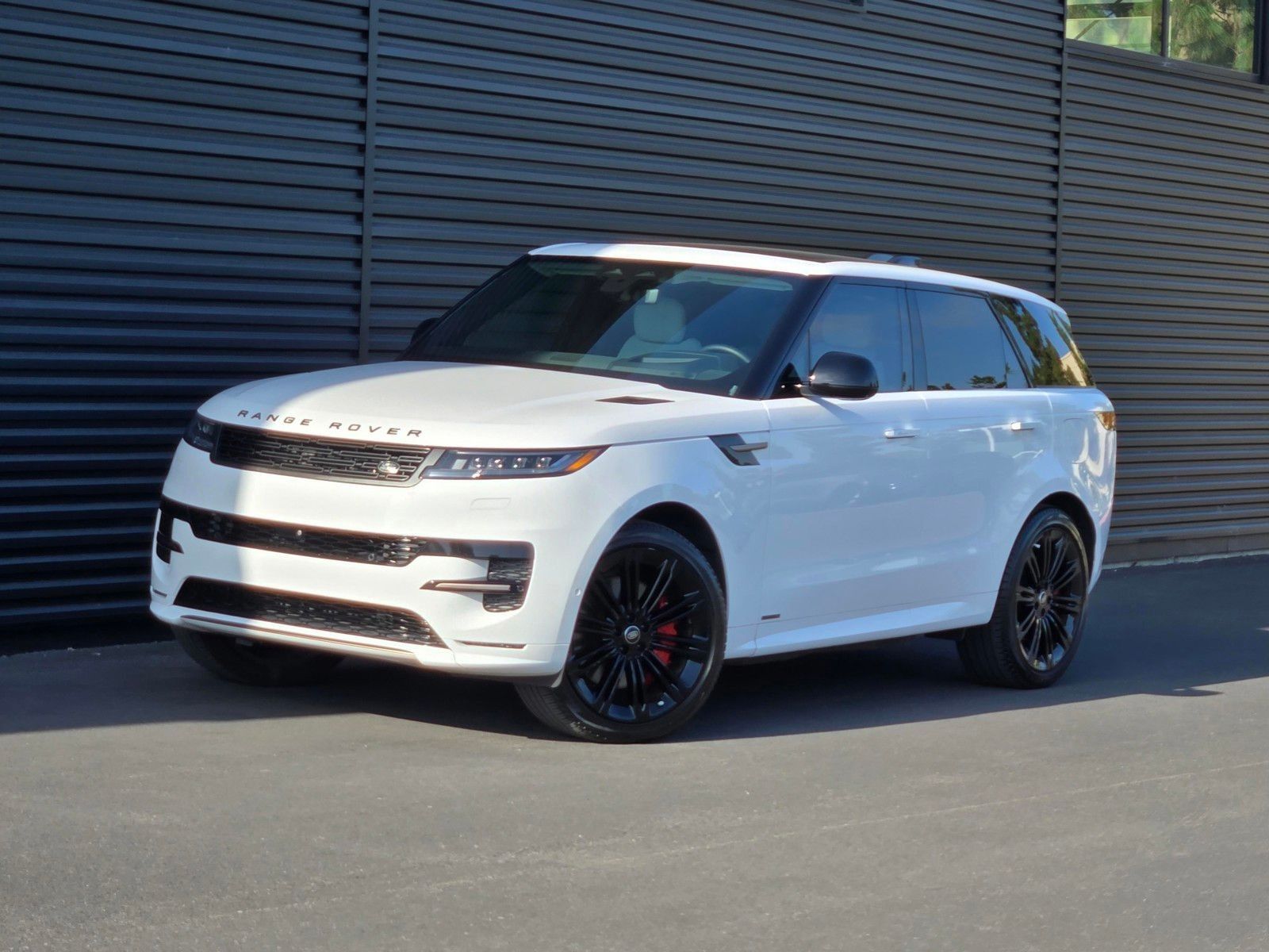 2024 Land Rover Range Rover Sport Plug-in Hybrid Autobiography — foto completa 1 de 45
