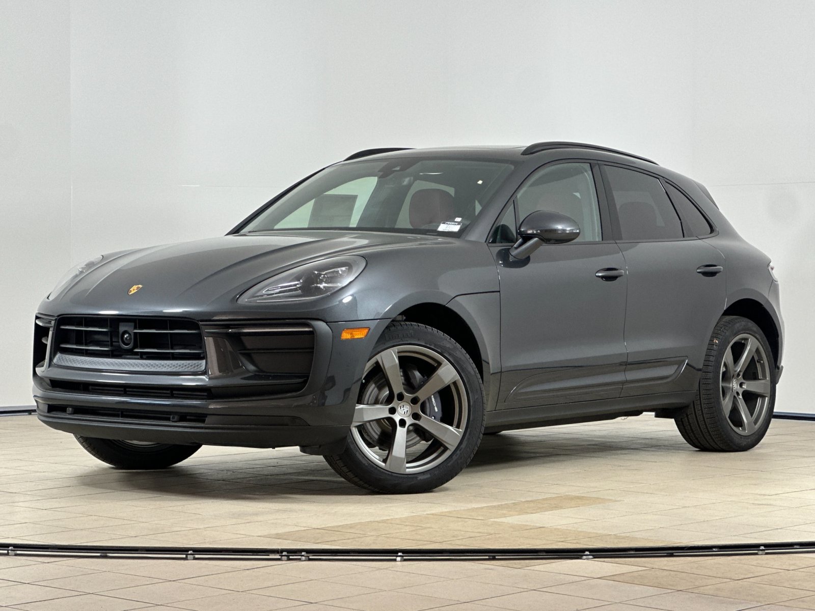 2026 Porsche Macan Base — foto 1 de 28