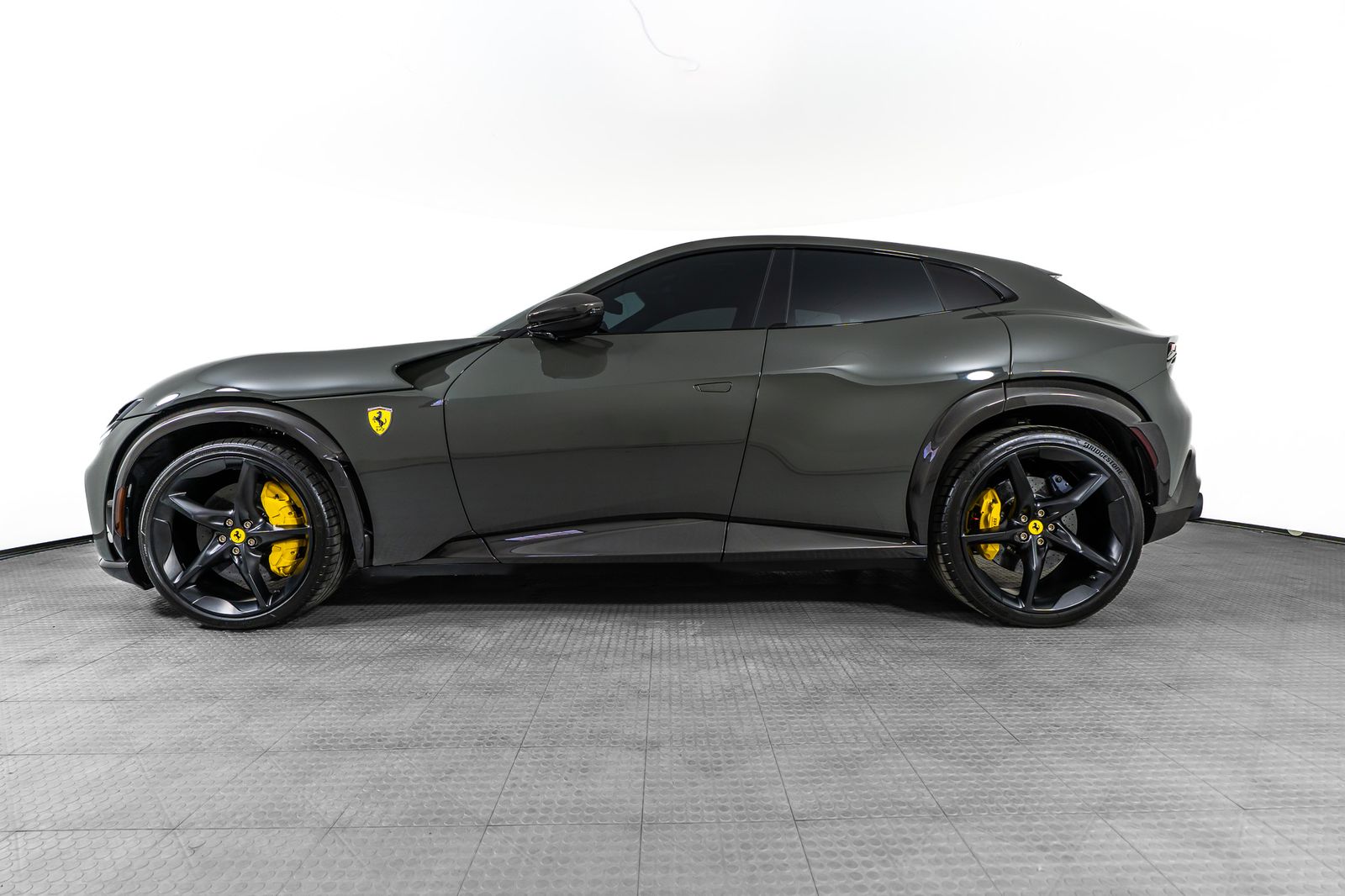2025 Ferrari Purosangue — full photo 2 of 66