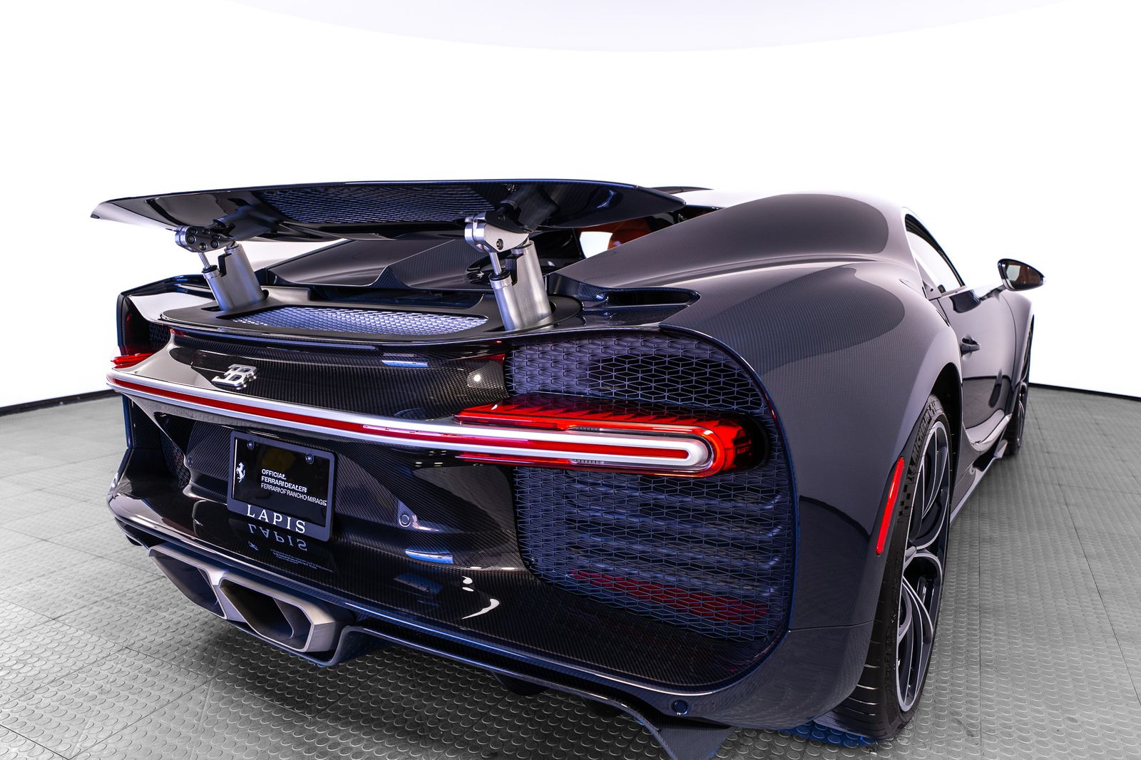 2018 Bugatti Chiron — full photo 84 of 86