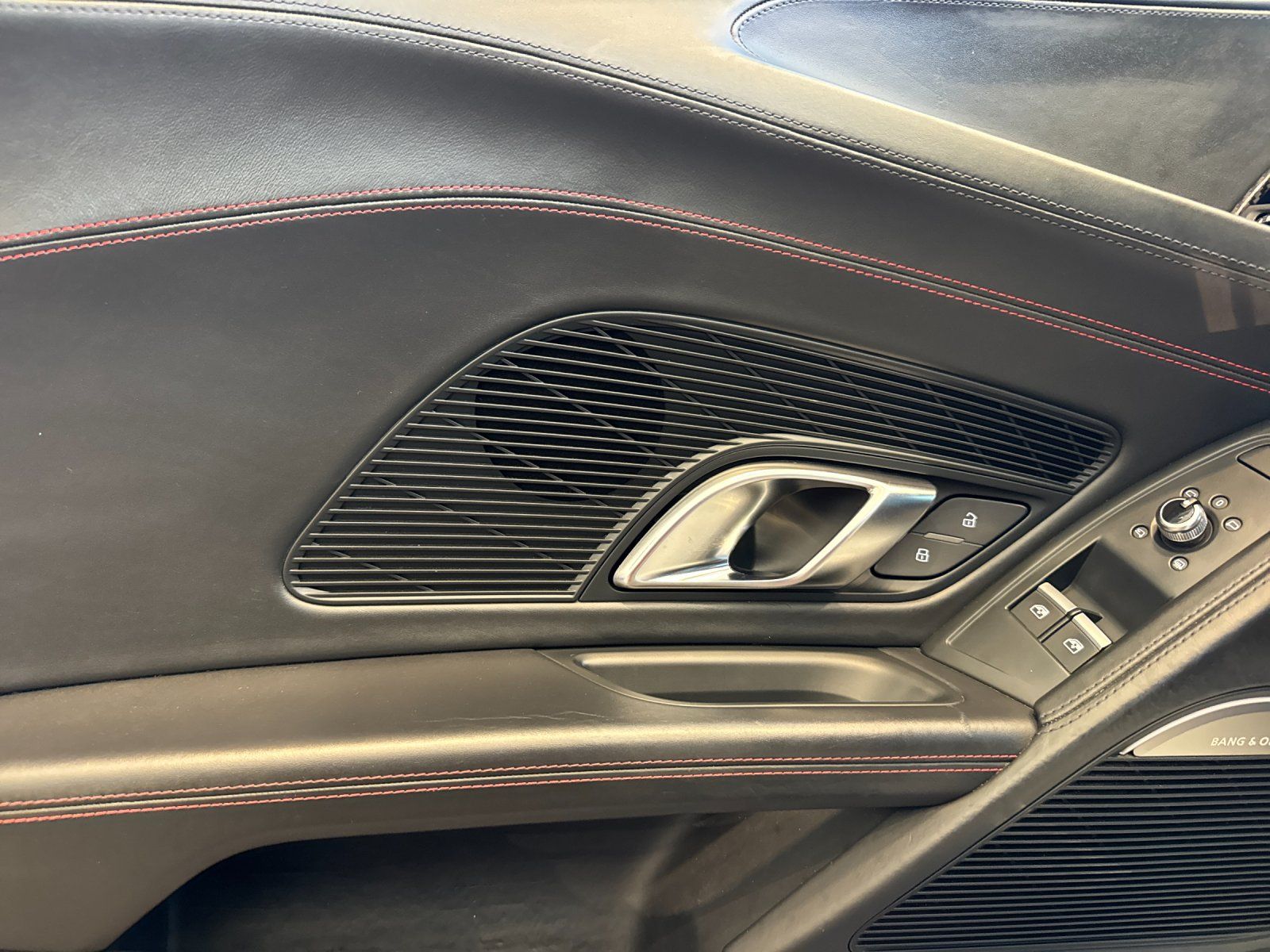 2018 Audi R8 5.2 Plus — foto completa 8 de 28