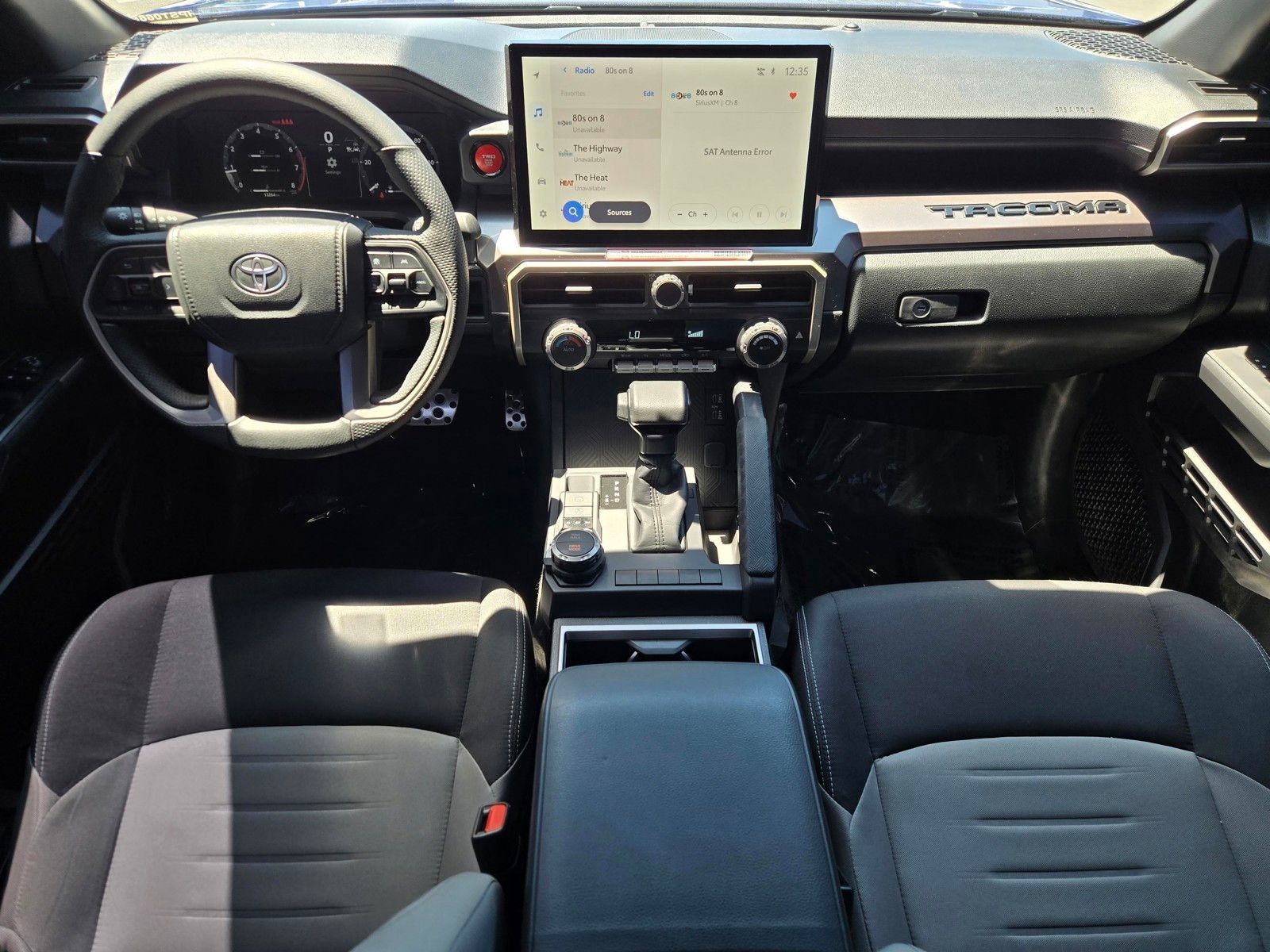 2025 Toyota Tacoma TRD Sport — full photo 12 of 28