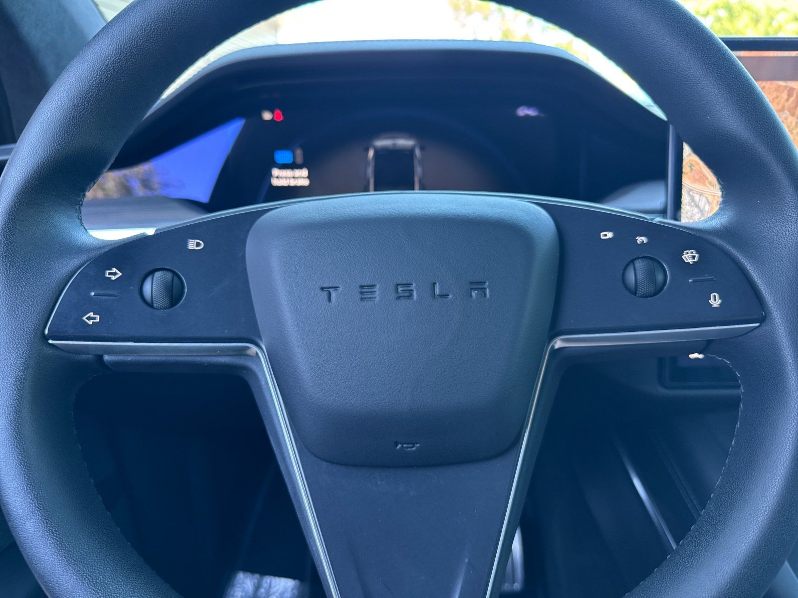 2024 Tesla Model X Base — full photo 24 of 30