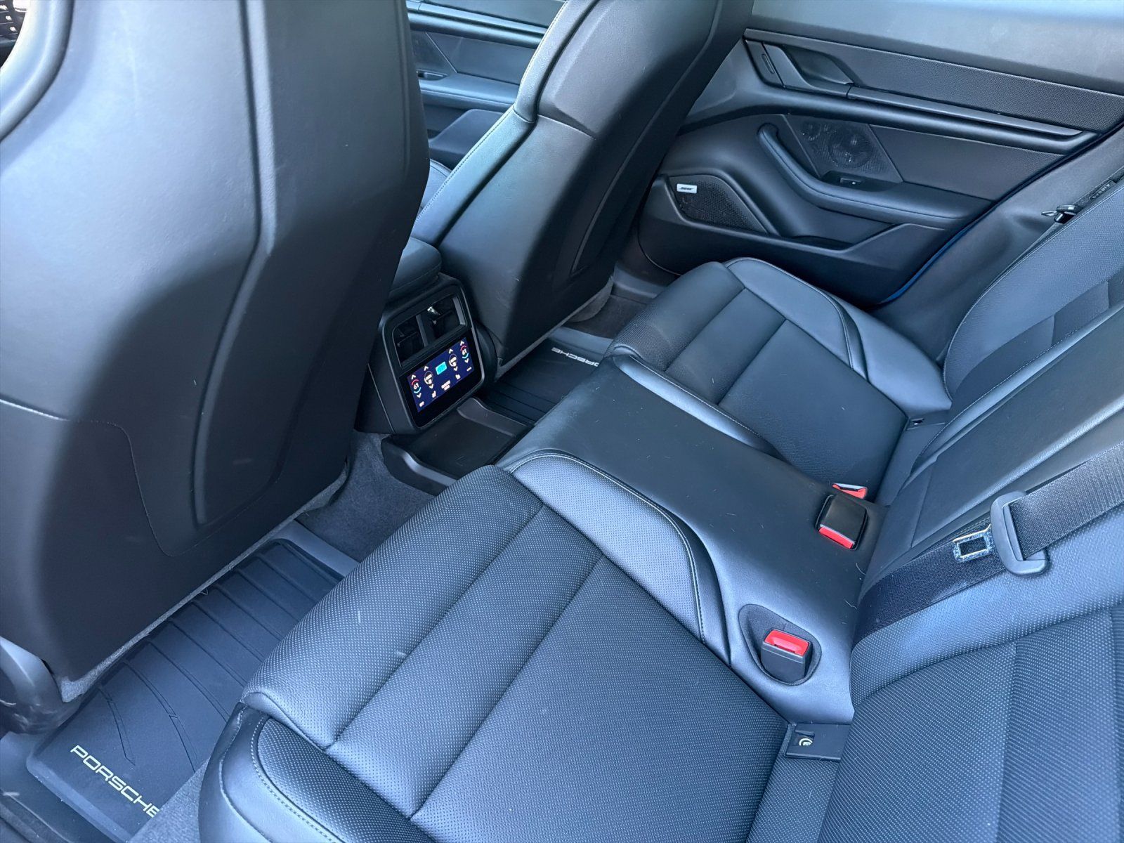 2022 Porsche Taycan Cross Turismo 4S — full photo 13 of 29