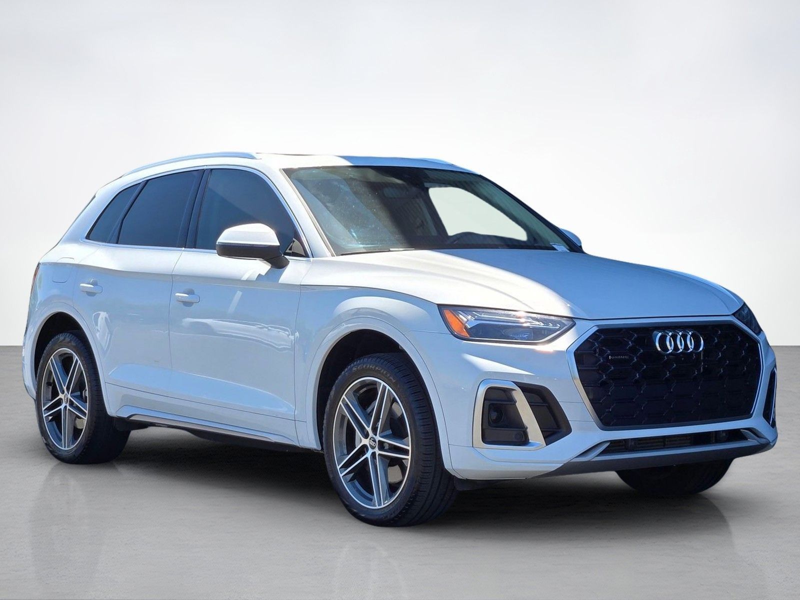 2023 Audi Q5 e 55 Premium Plus — full photo 8 of 45