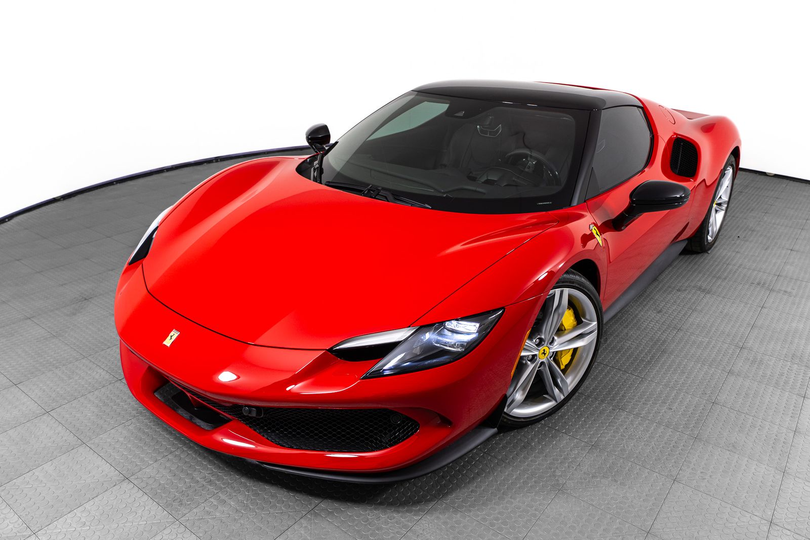2025 Ferrari 296 GTB — foto completa 2 de 51