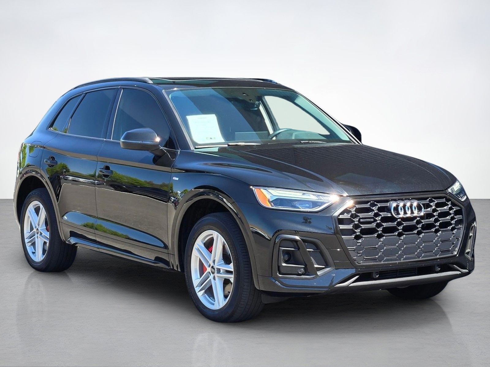 2023 Audi Q5 e 55 Premium — full photo 8 of 45