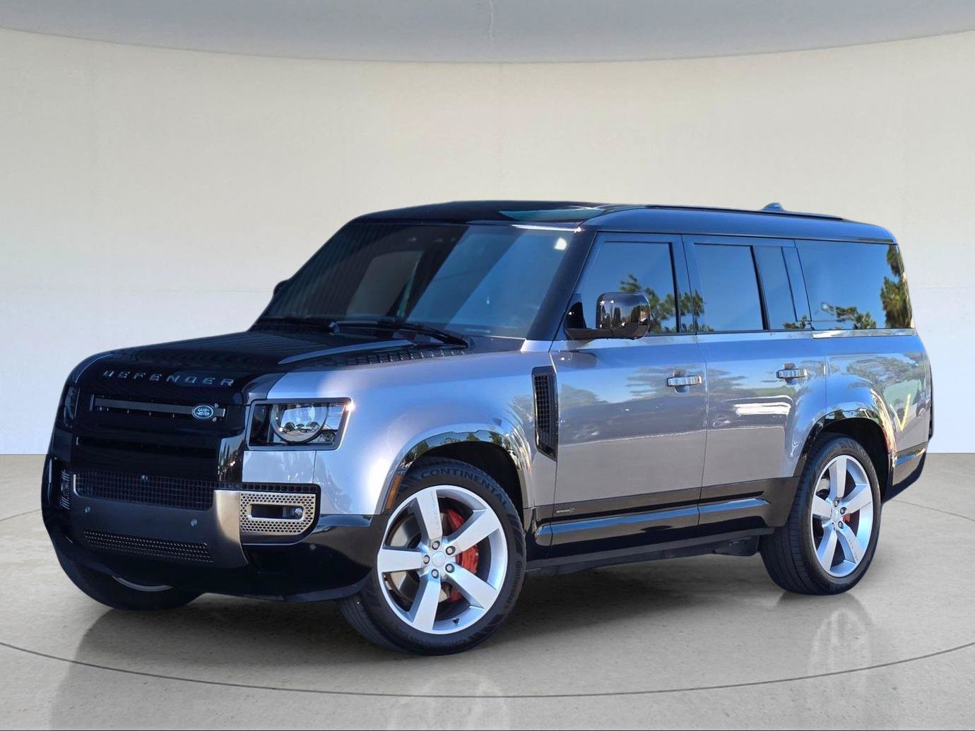2024 Land Rover Defender 130 X — foto 1 de 45