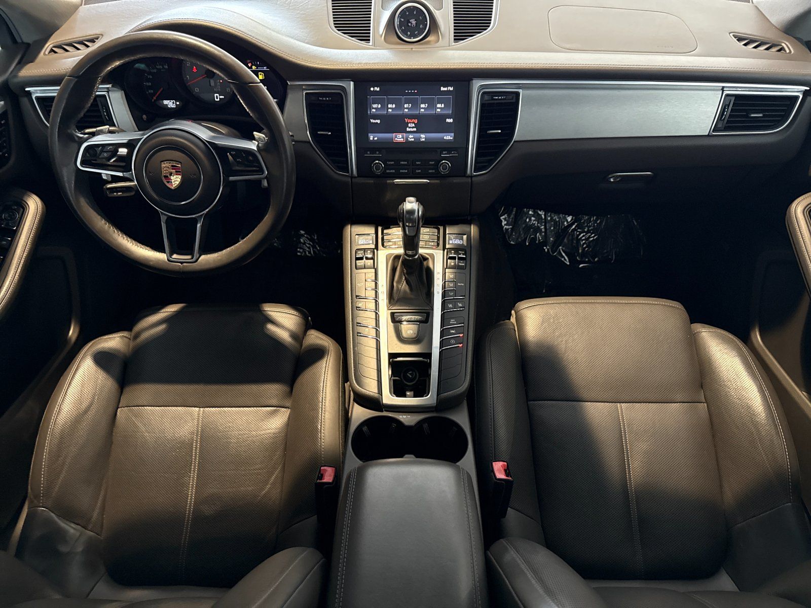 2017 Porsche Macan S — full photo 13 of 29
